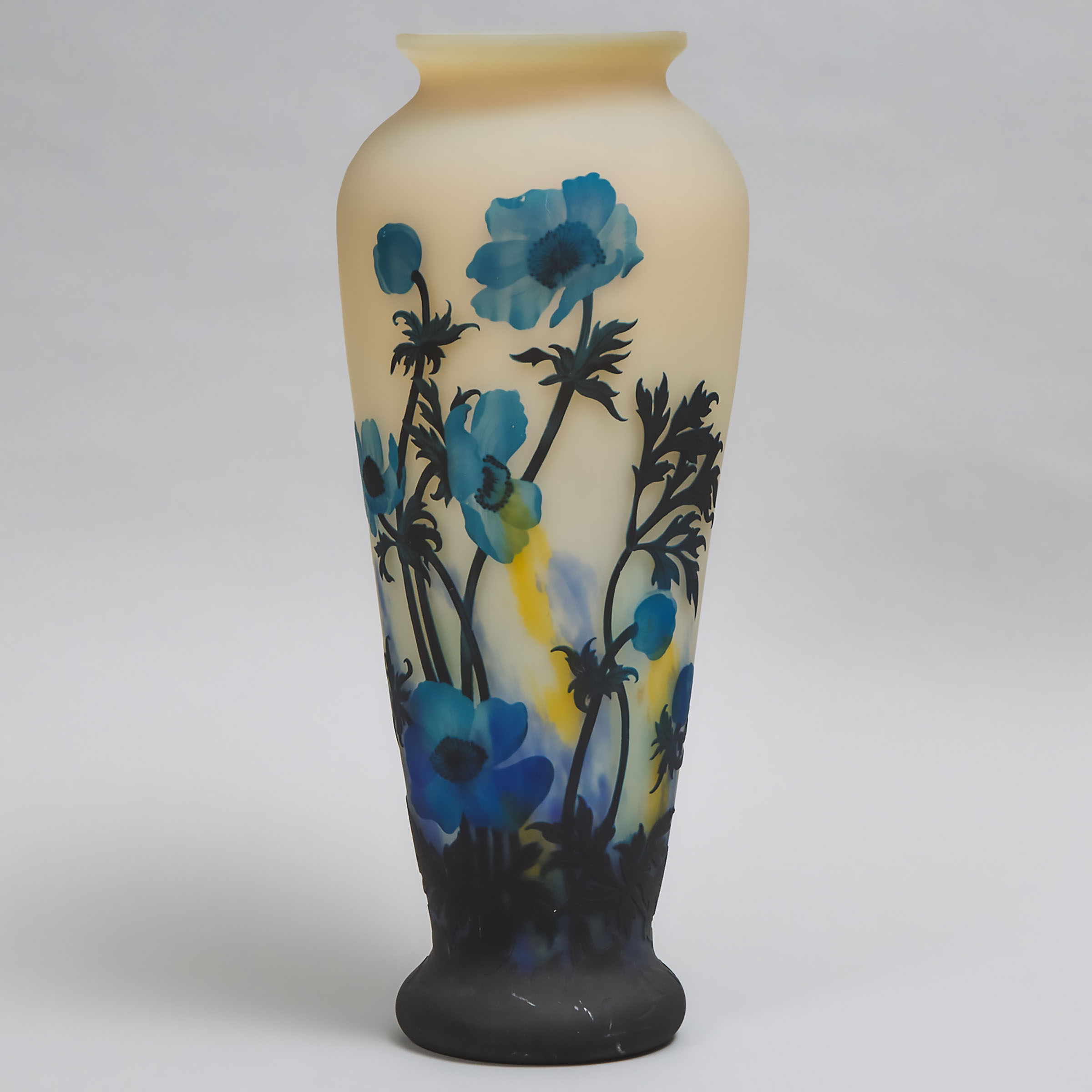 Large Muller Frères Cameo Glass Poppies Vase, early 20th century