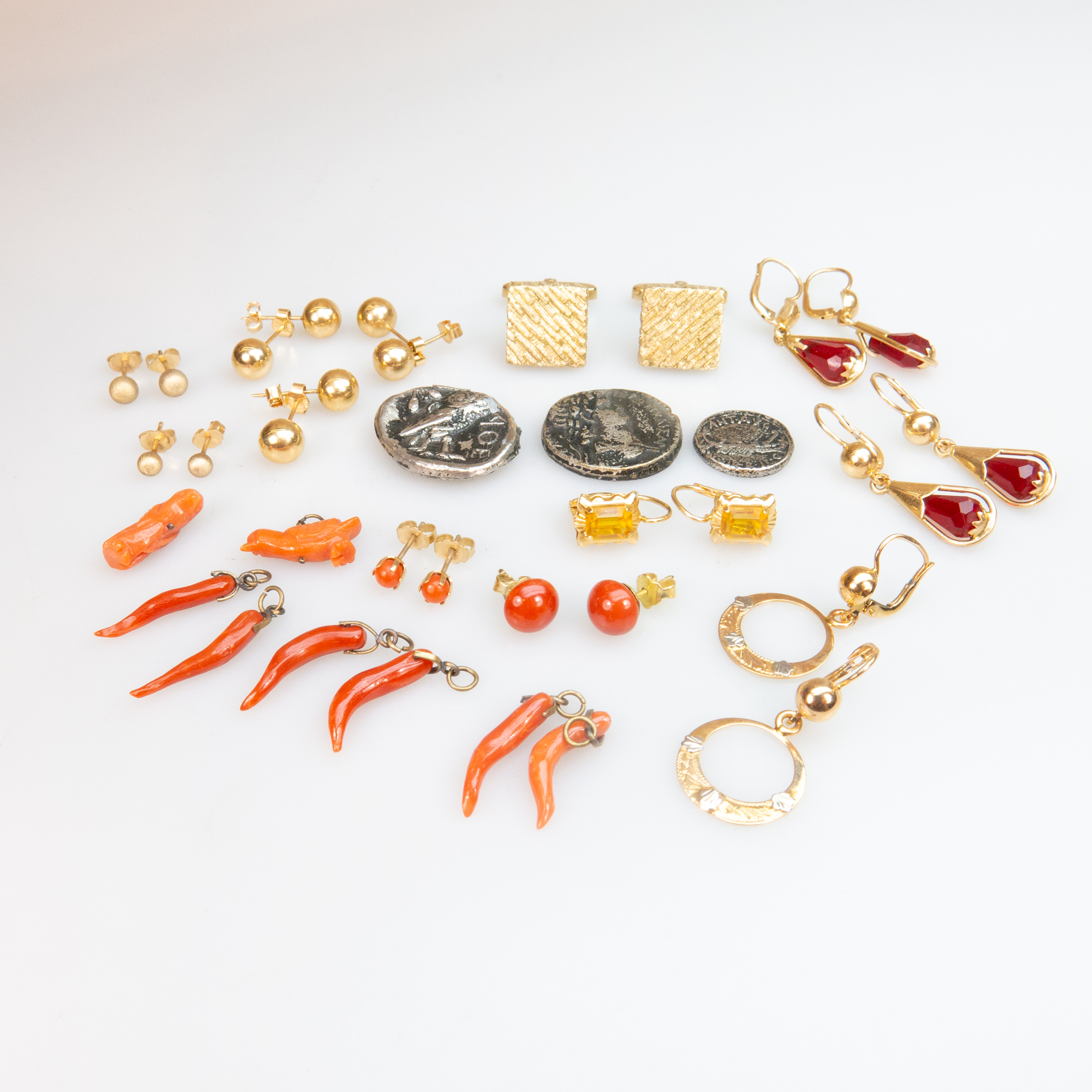 Small Quantity Of Various Gold Jewellery, Etc.