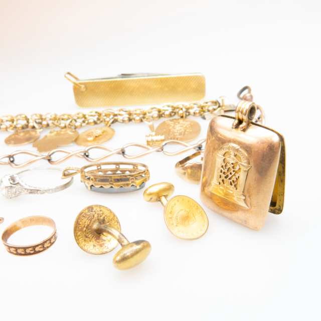 Small Quantity Of Gold, Silver And Gold-Filled Jewellery