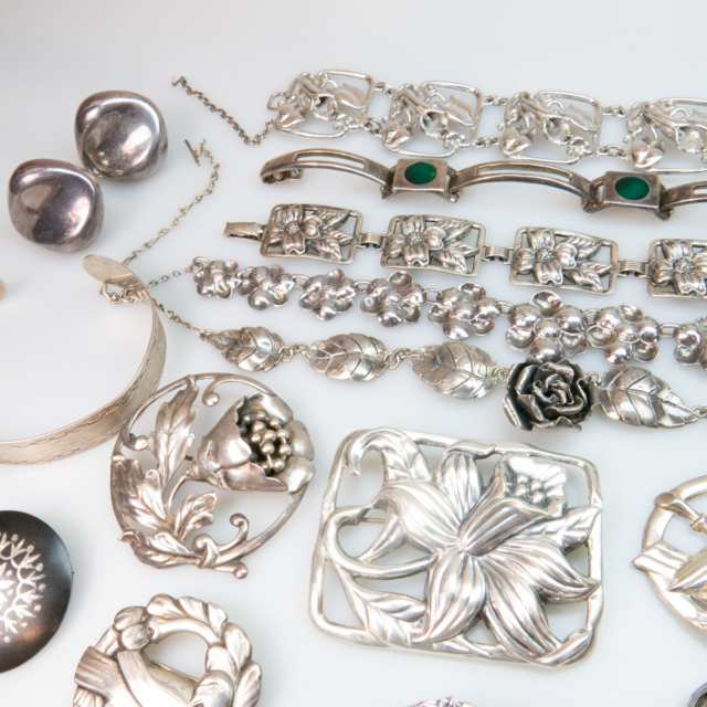 Quantity Of Danish Style Silver Jewellery