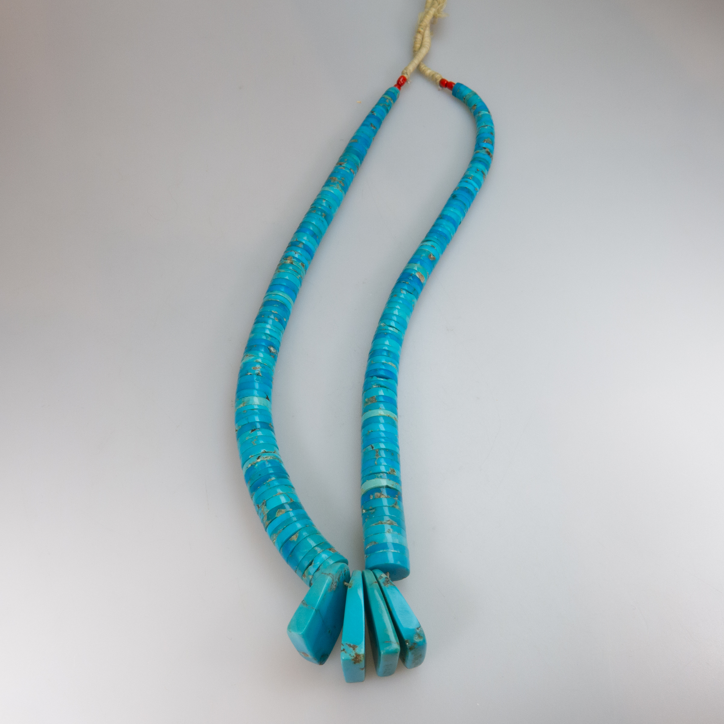 Graduated Turquoise Necklace