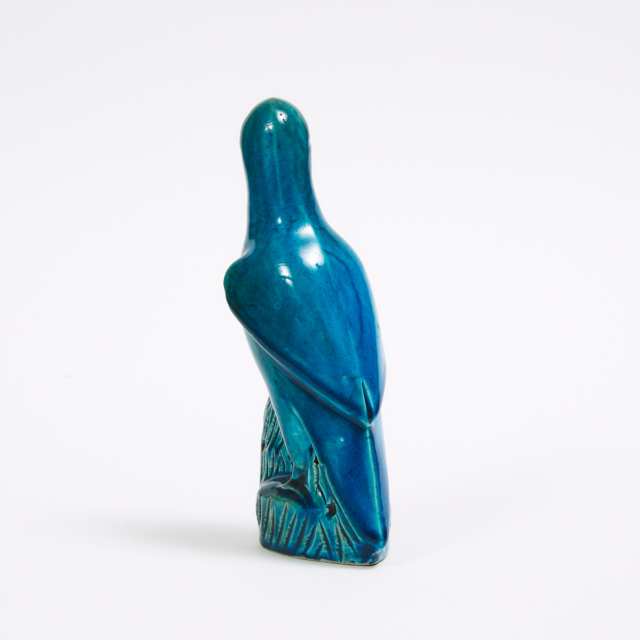 A Turquoise Glazed Porcelain Parrot, Qing Dynasty