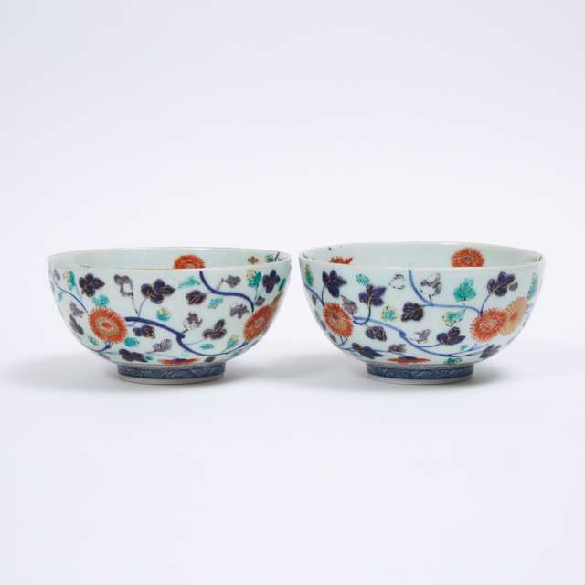 A Pair of Japanese 'Floral' Bowls, 18th Century