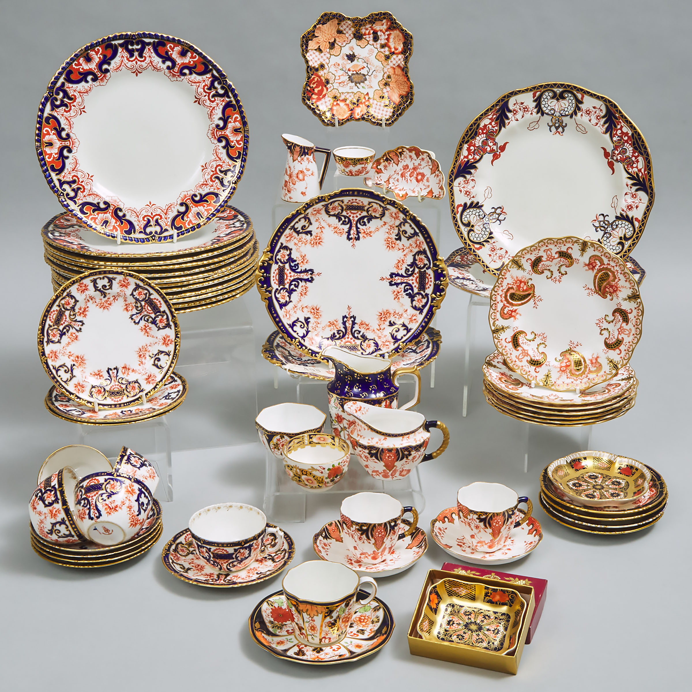 Group of Royal Crown Derby 'Imari' Pattern Tablewares, 19th/20th century