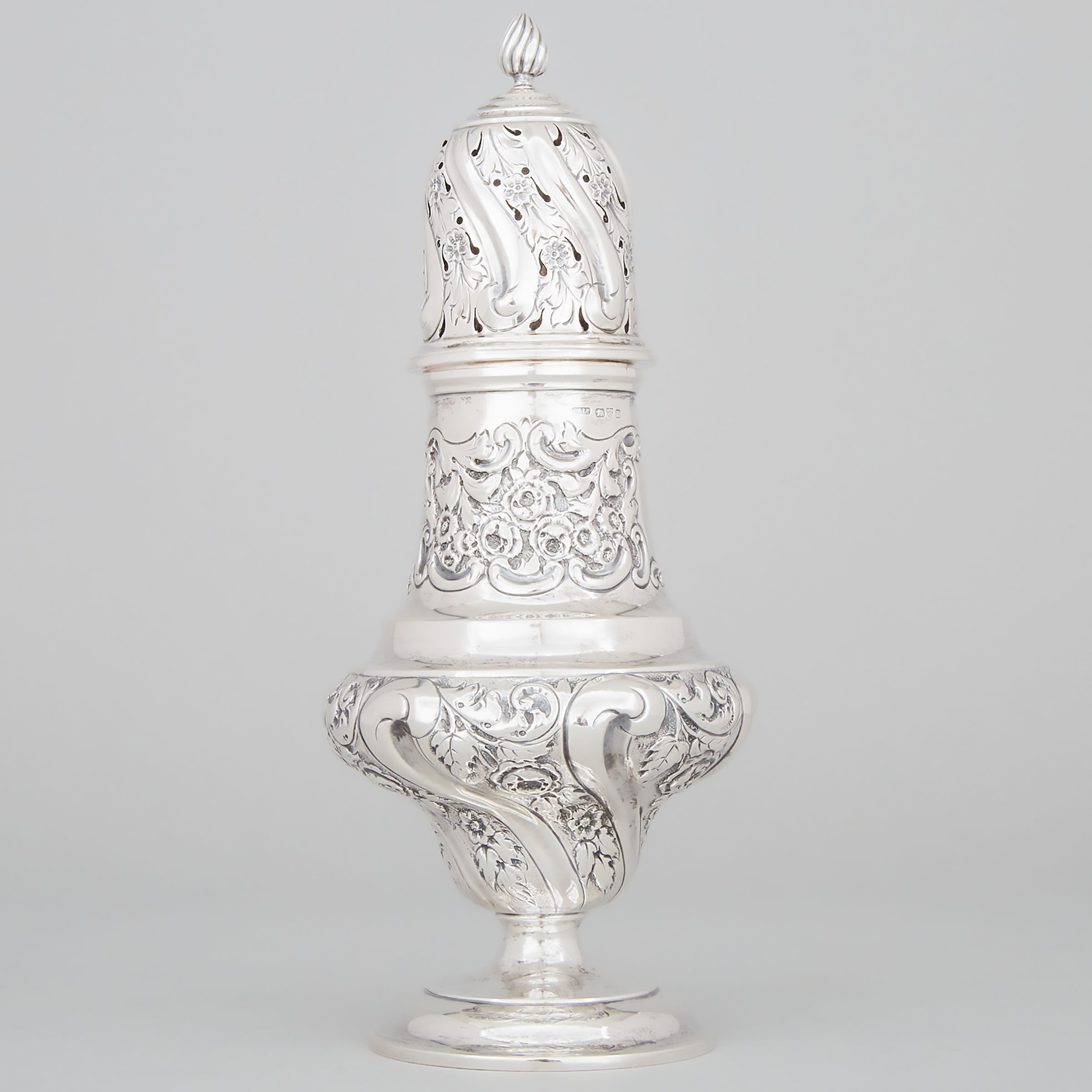 Late Victorian Silver Large Baluster Sugar Caster, Stokes & Ireland Ltd., Chester, 1900
