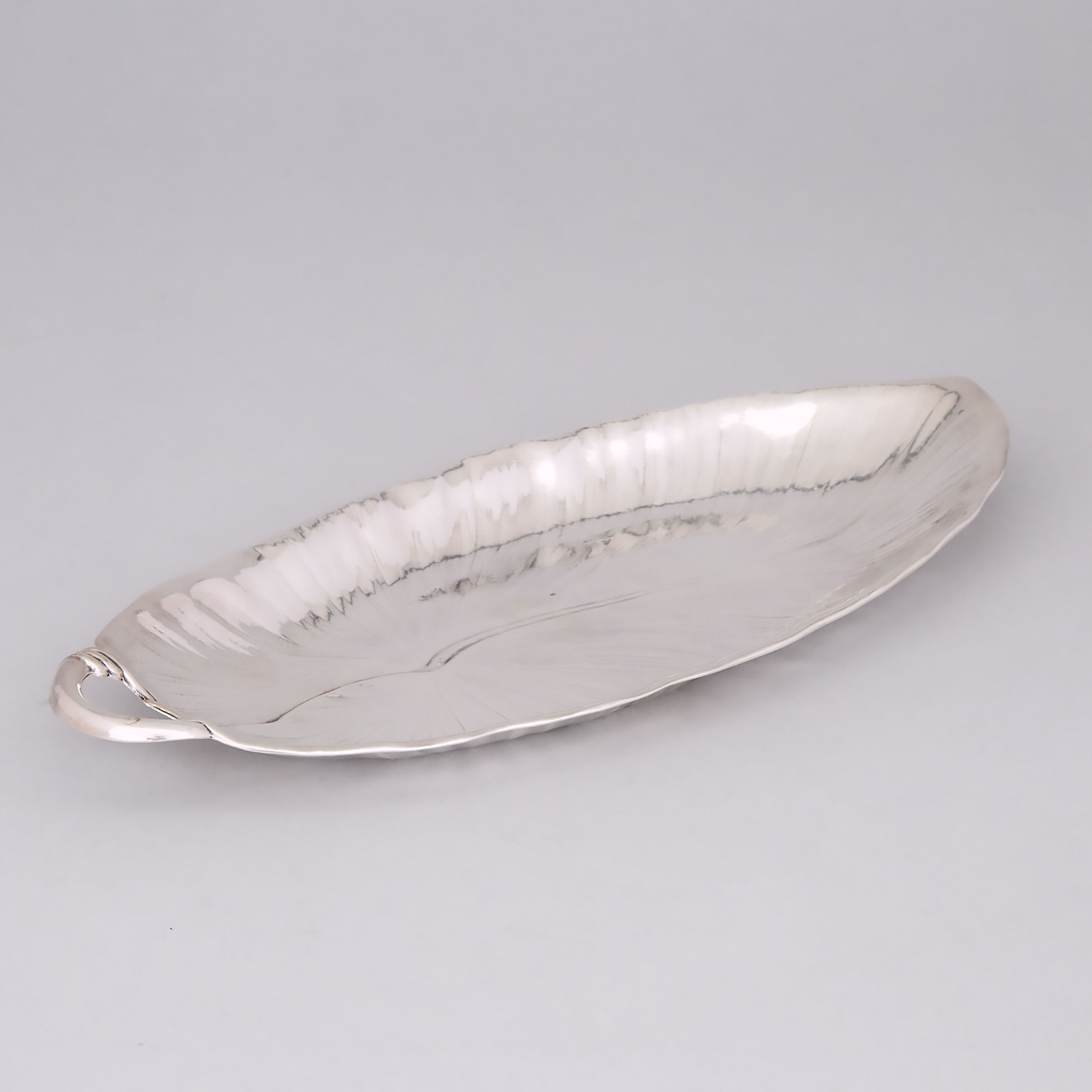 American Silver Leaf Shaped Dish, International Silver Co., Meriden, Ct., 20th century