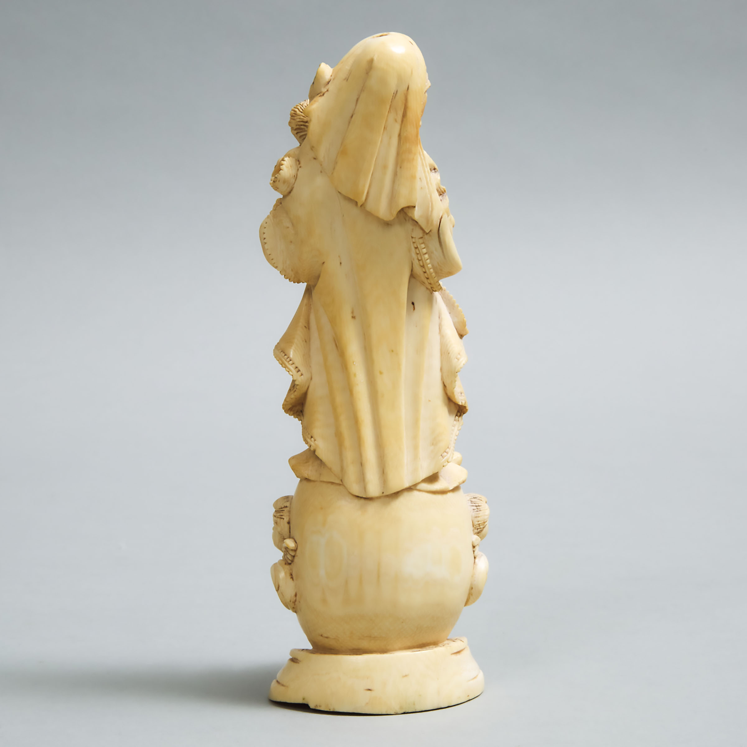 Indo-Portuguese Ivory Figure of Madonna and Child, early 19th century