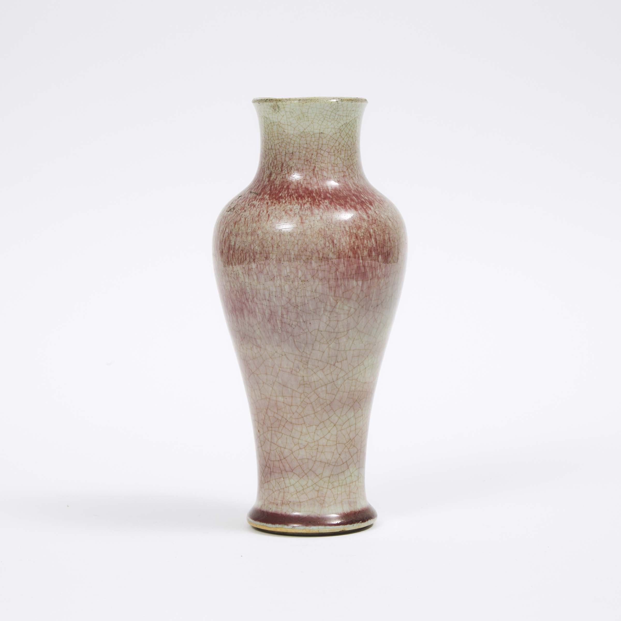 A Peachbloom-Glazed Vase, 19th/20th Century