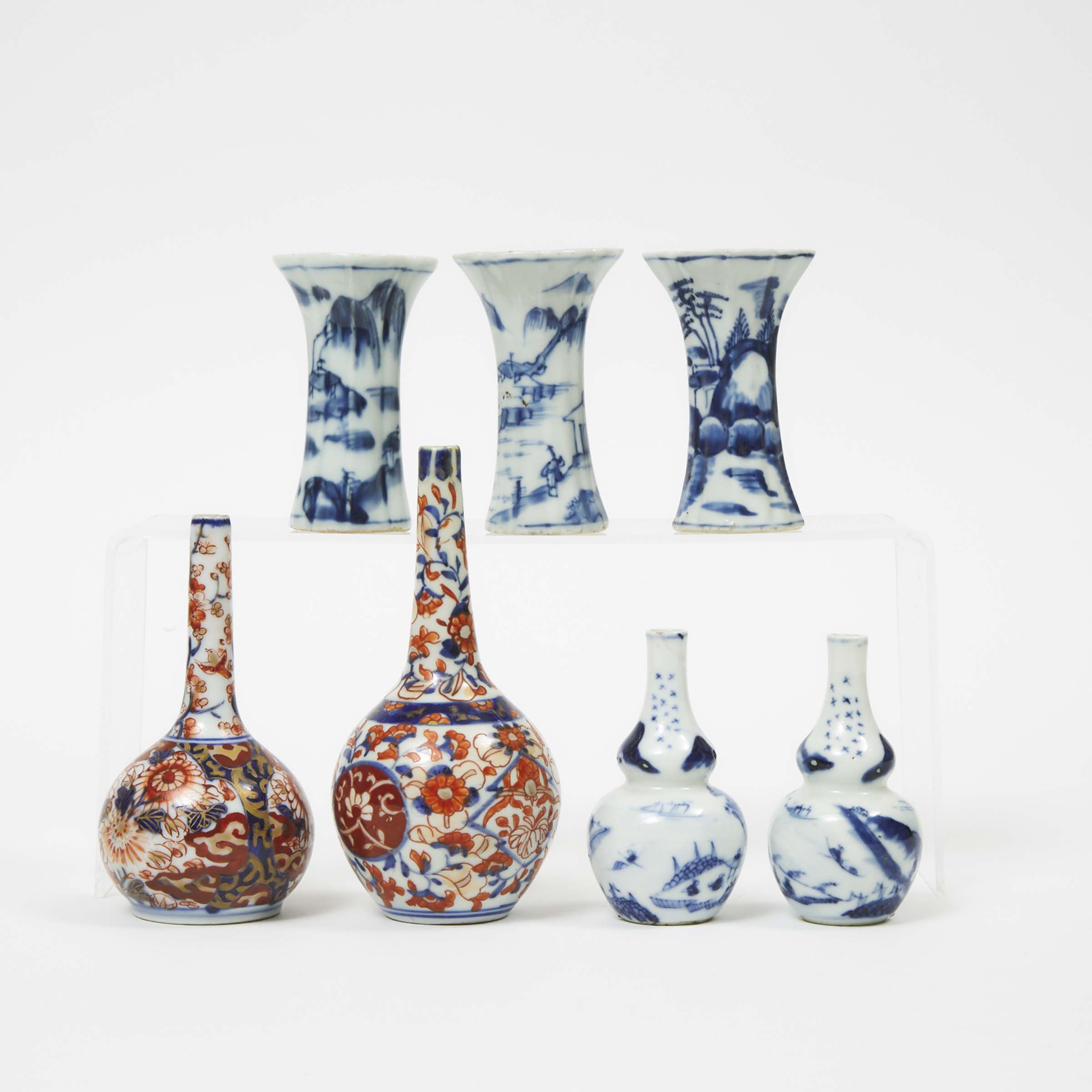 A Chinese Blue and White Five-Piece Miniature Garniture, together with Two Imari Bottle Vases, 18th/19th Century