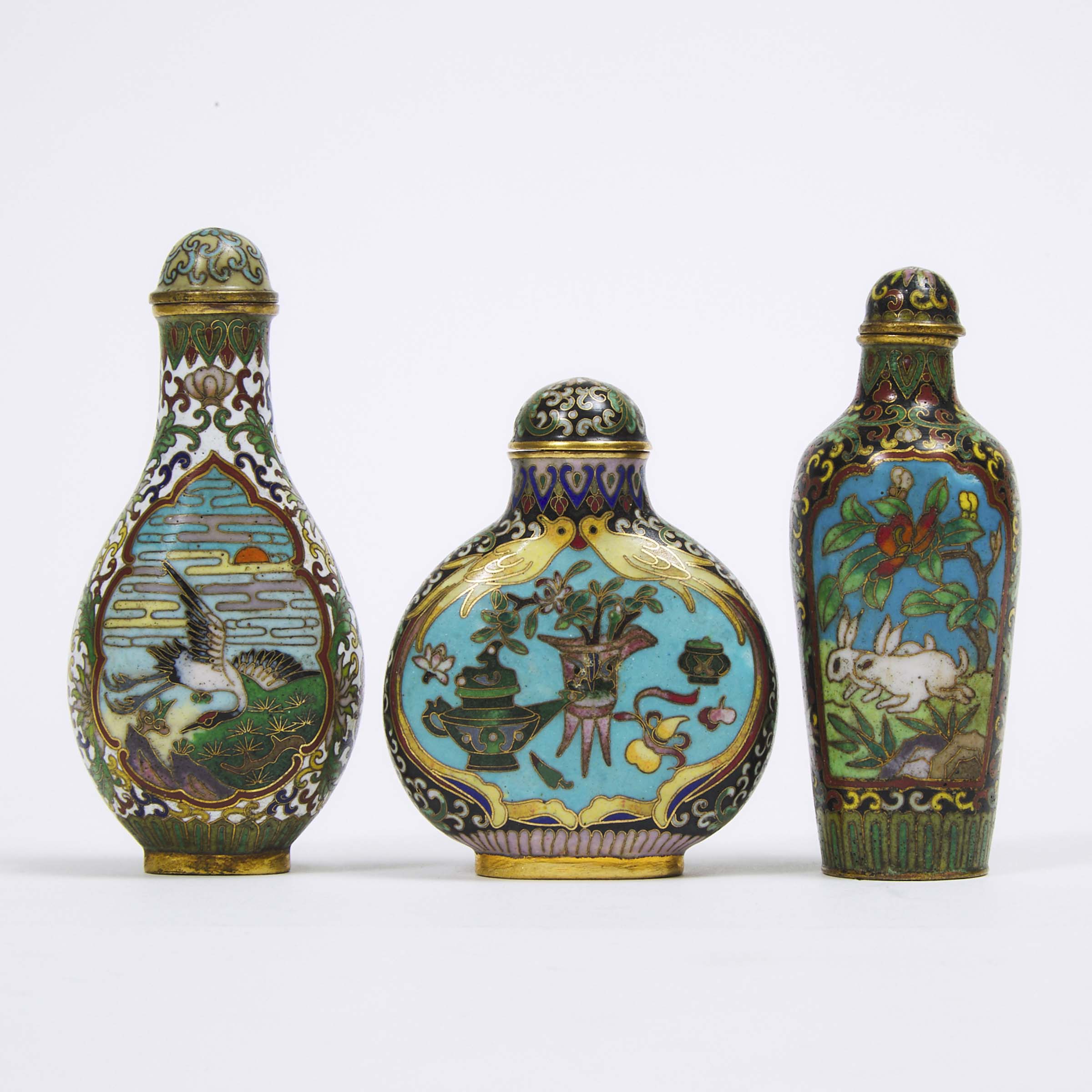 A Group of Three Cloisonné Snuff Bottles, 19th/20th Century