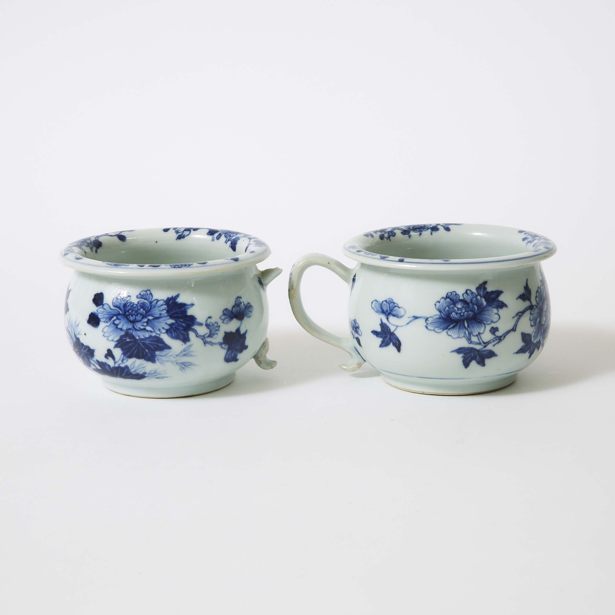 A Pair of Children's Chamber Pots from the Nanking Cargo, Qianlong Period, Circa 1750