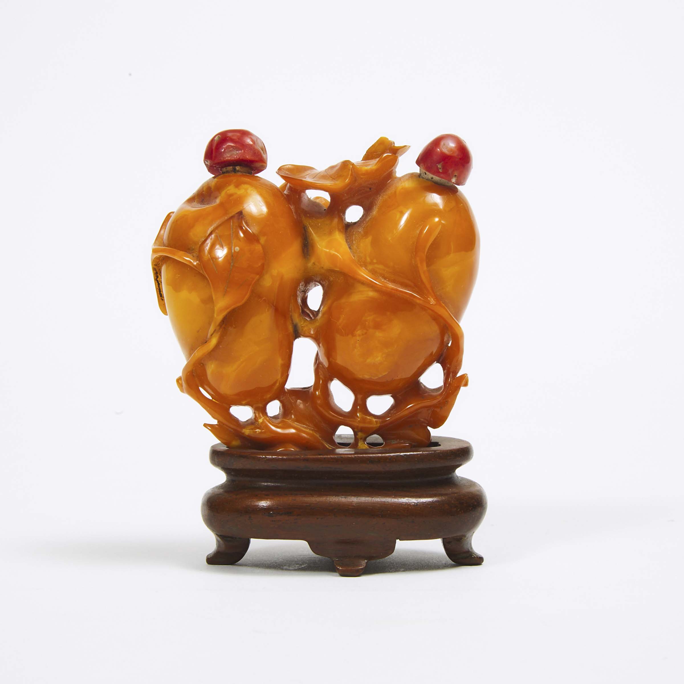 A Rare Carved Amber 'Double-Melon' Snuff Bottle, 19th/20th Century