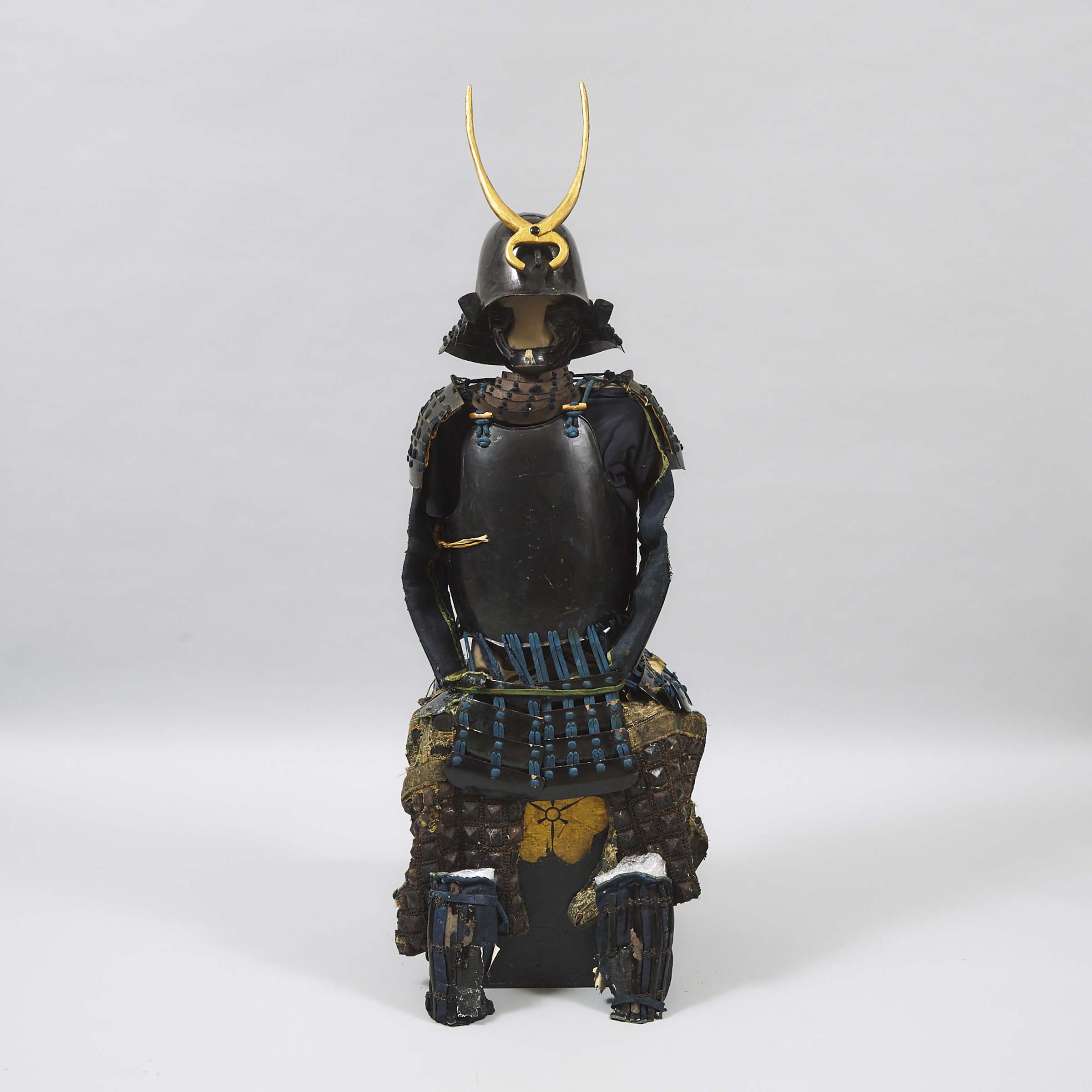 A Suit of Black Lacquer Samurai Armour (Tosei Gusoku), Momoyama (1573-1615) to Edo Period (1615-1868)