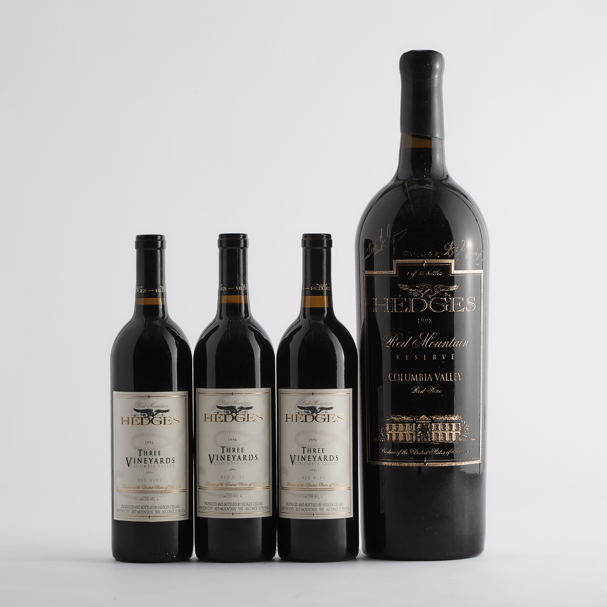 HEDGES FAMILY ESTATE RED MOUNTAIN RESERVE 1998 (1 3 LTR.)
HEDGES FAMILY ESTATE THREE VINEYARDS 1996 (3)