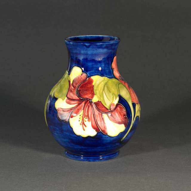 Moorcroft Hibiscus Vase, c.1975