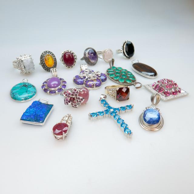 10 Sterling Silver Pendants And 8 Sterling Silver Rings