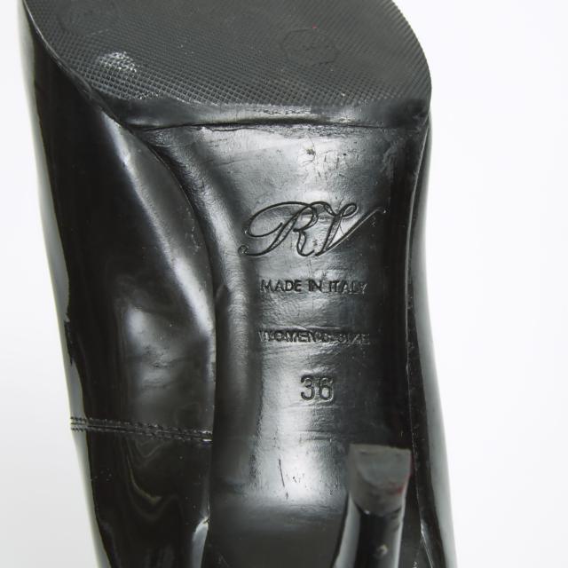 Pair Of Roger Vivier Black Patent Leather Pumps