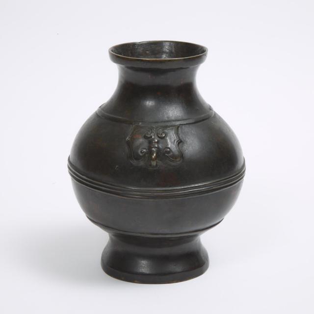 A Chinese Bronze 'Hu' Vase