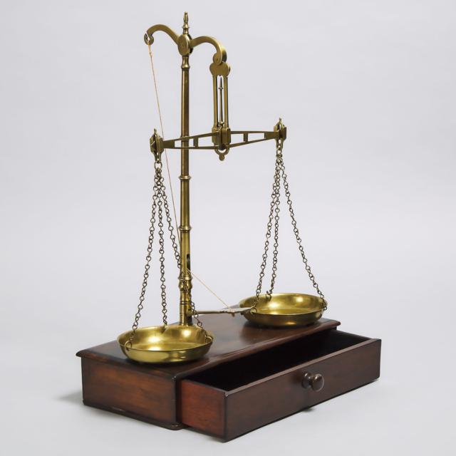 Set of English Brass Equal Arm Balance Scales, W. & T. Avery, Birmingham, mid 19th century