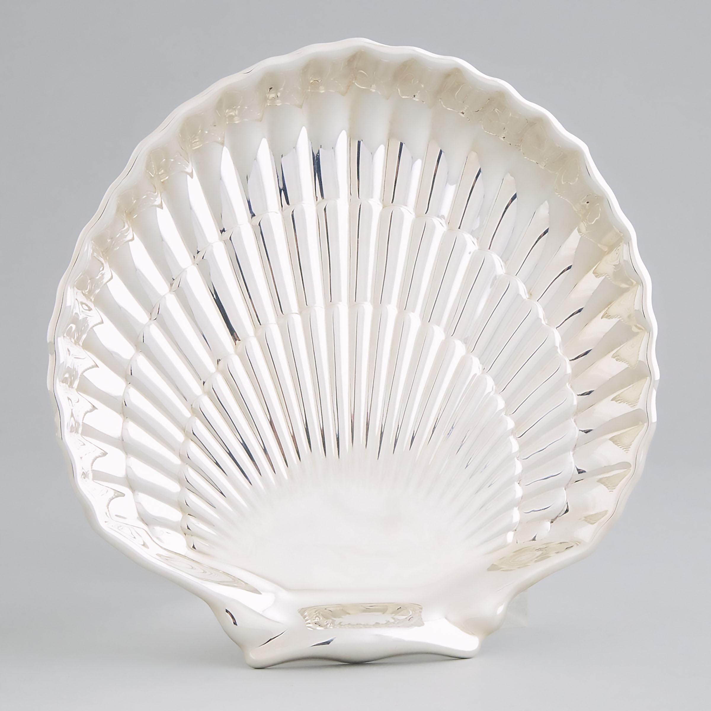 Canadian Silver Shell Shaped Dish, Henry Birks & Sons, Montreal, Que., 1962