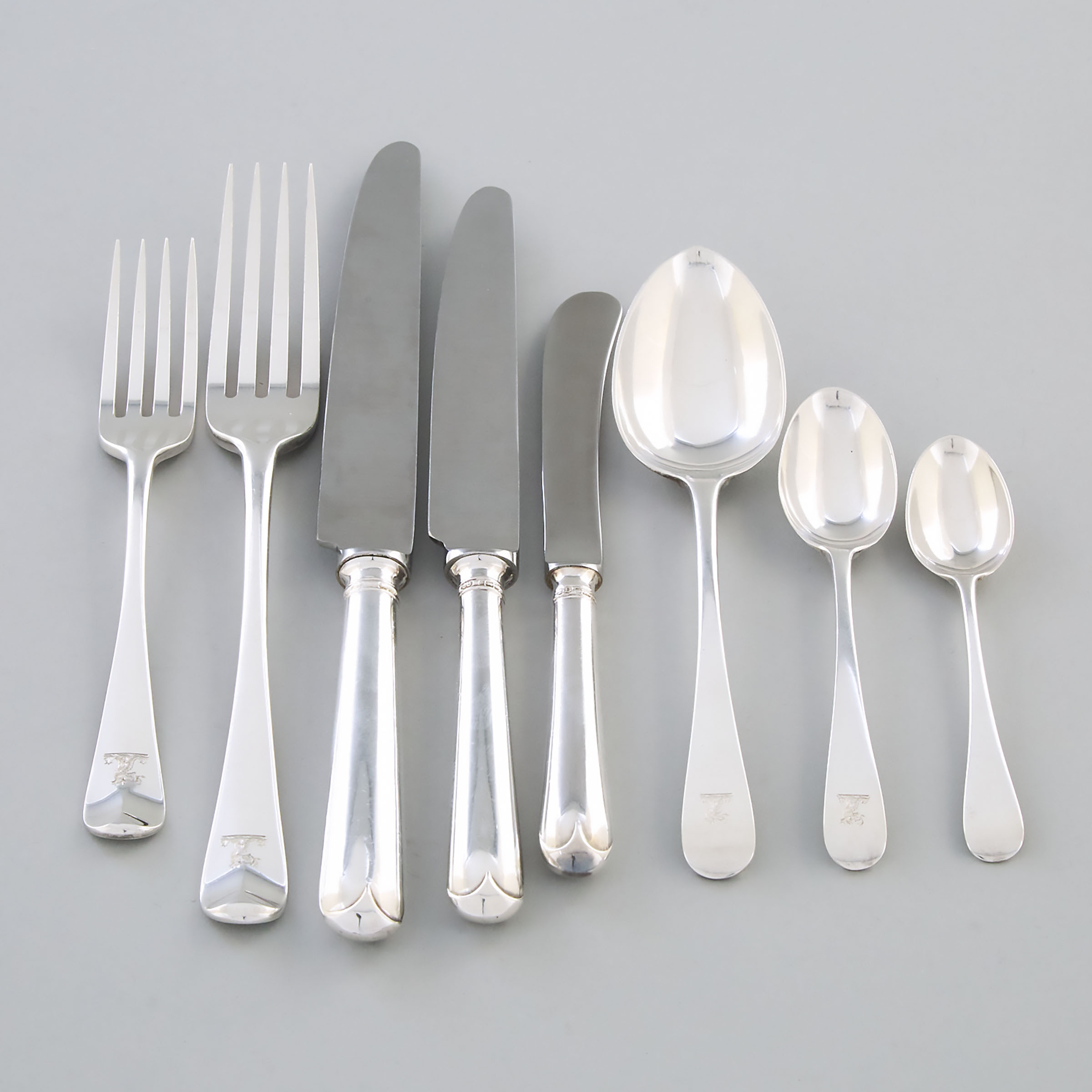 Assembled Victorian and Later English Silver Old English Pattern Flatware Service, mainly Elkington & Co., London, 1899