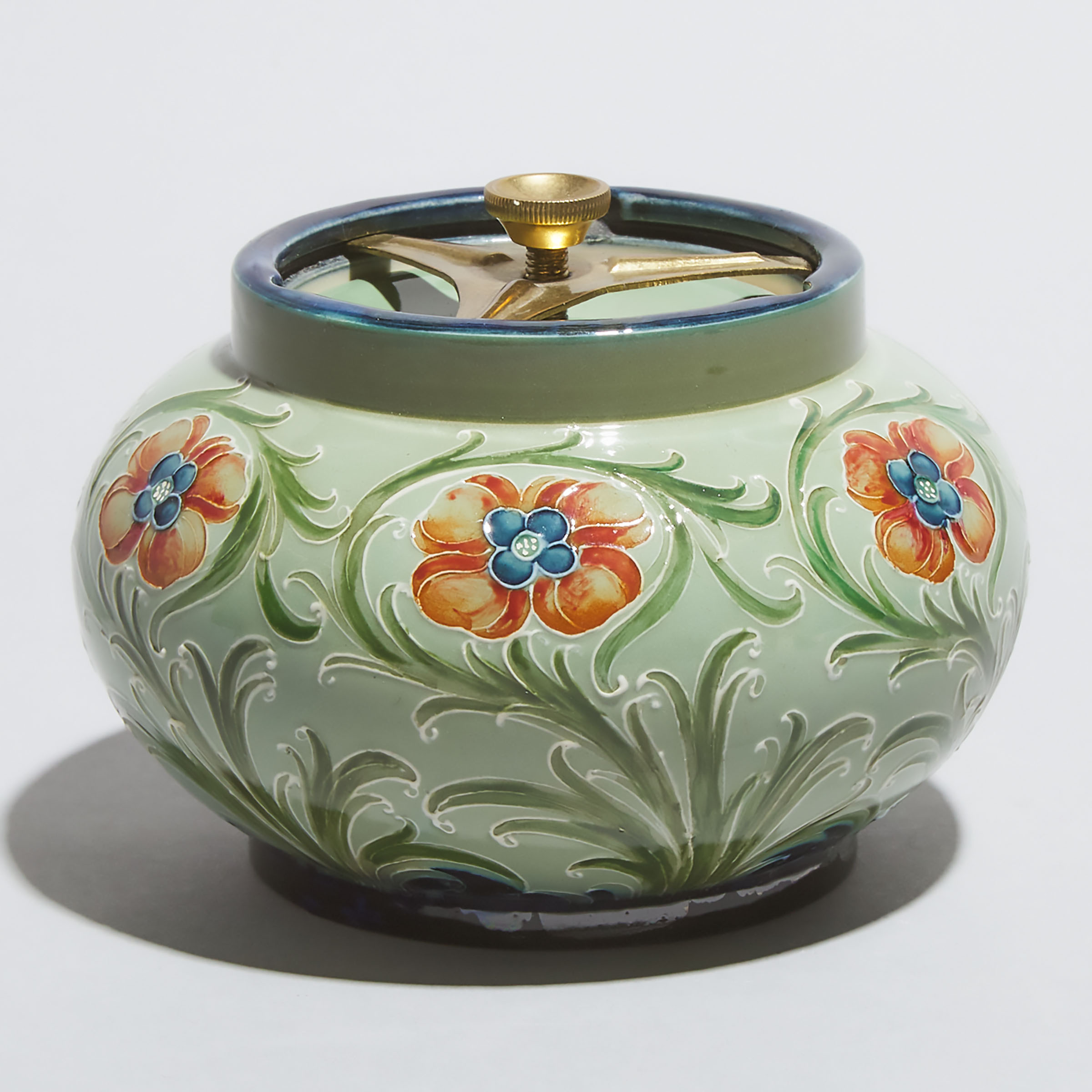 Macintyre Moorcroft Poppy Tobacco Jar, c.1910