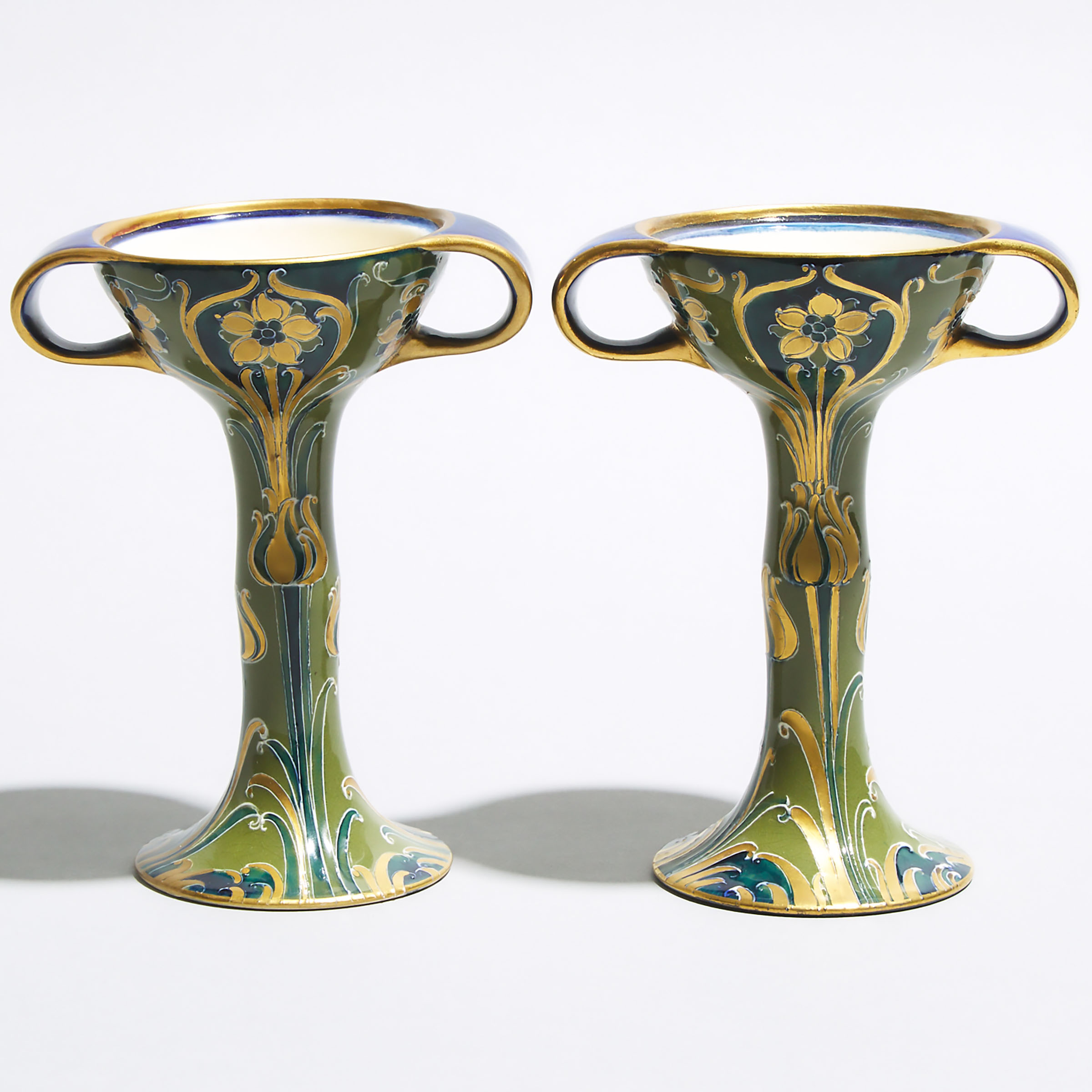 Pair of Macintyre Moorcroft Green and Gold Florian Small Bonbonnières, c.1903