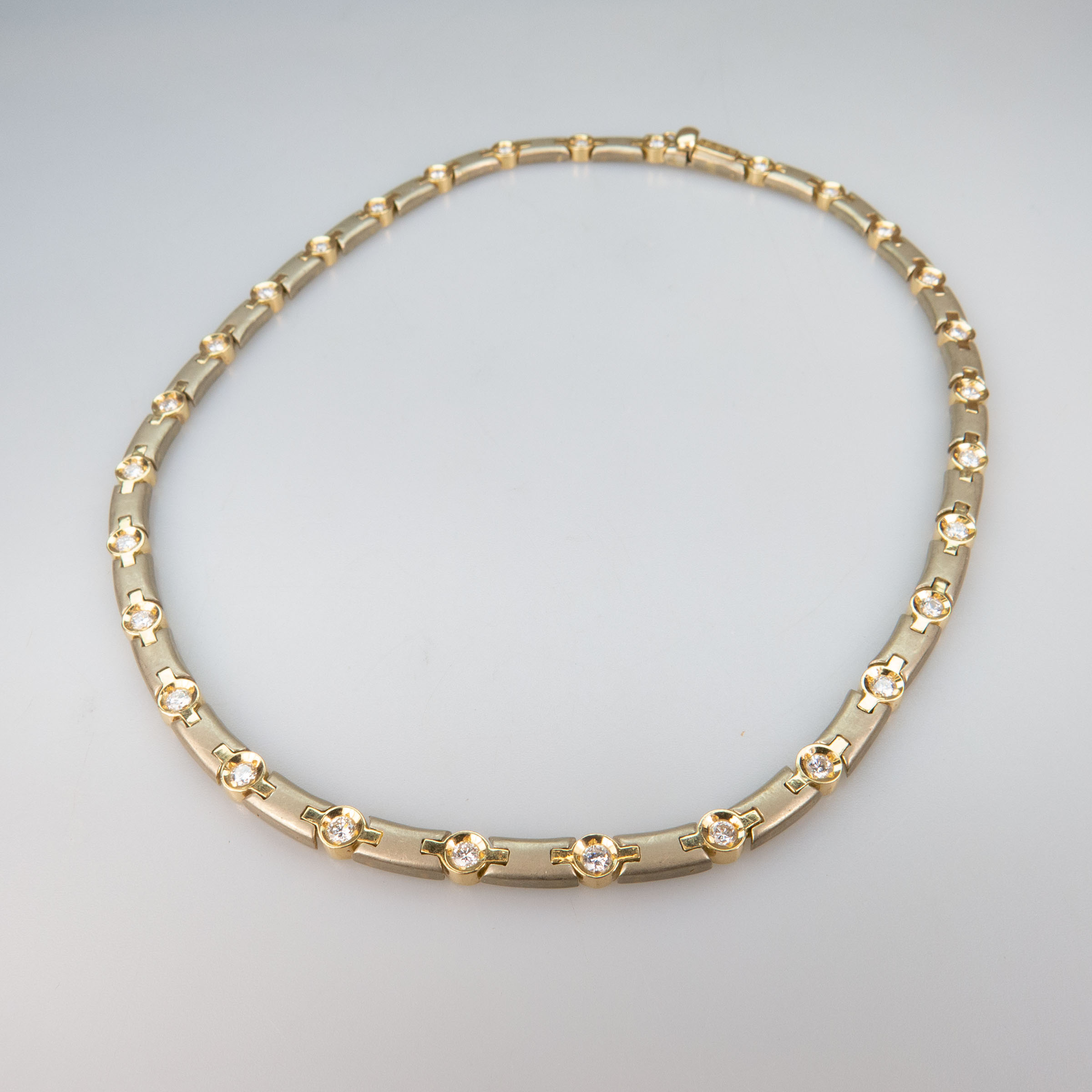 Goharbin 18k Yellow And White Gold Necklace