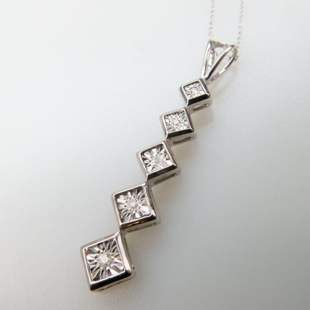 10k White Gold Pendant And Chain