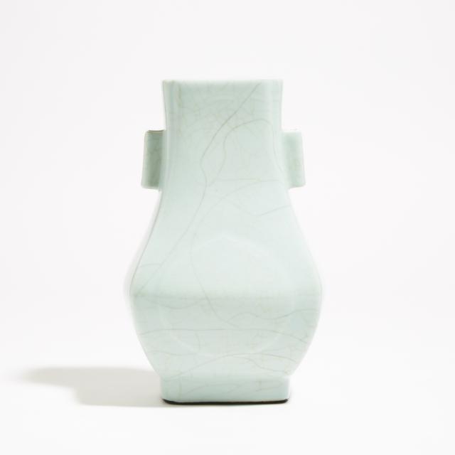 A Large Guan-Type Vase, Fanghu, Tongzhi Mark