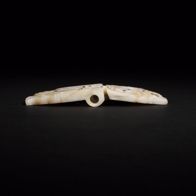 A Pale Grey and Black Jade 'Dragon and Phoenix' Two-Part Belt Buckle, Ming Dynasty