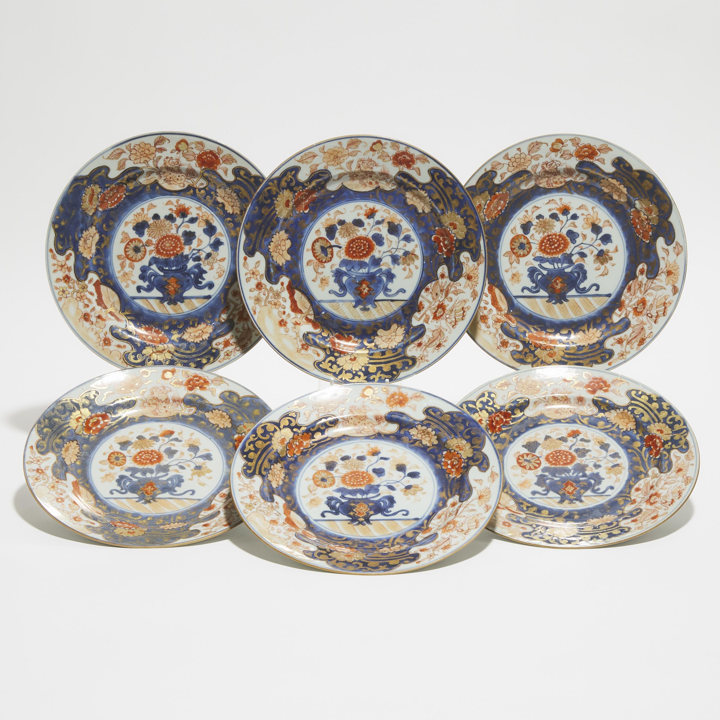 A Set of Six Chinese Imari 'Flower Vase' Plates, Kangxi Period (1662-1722)