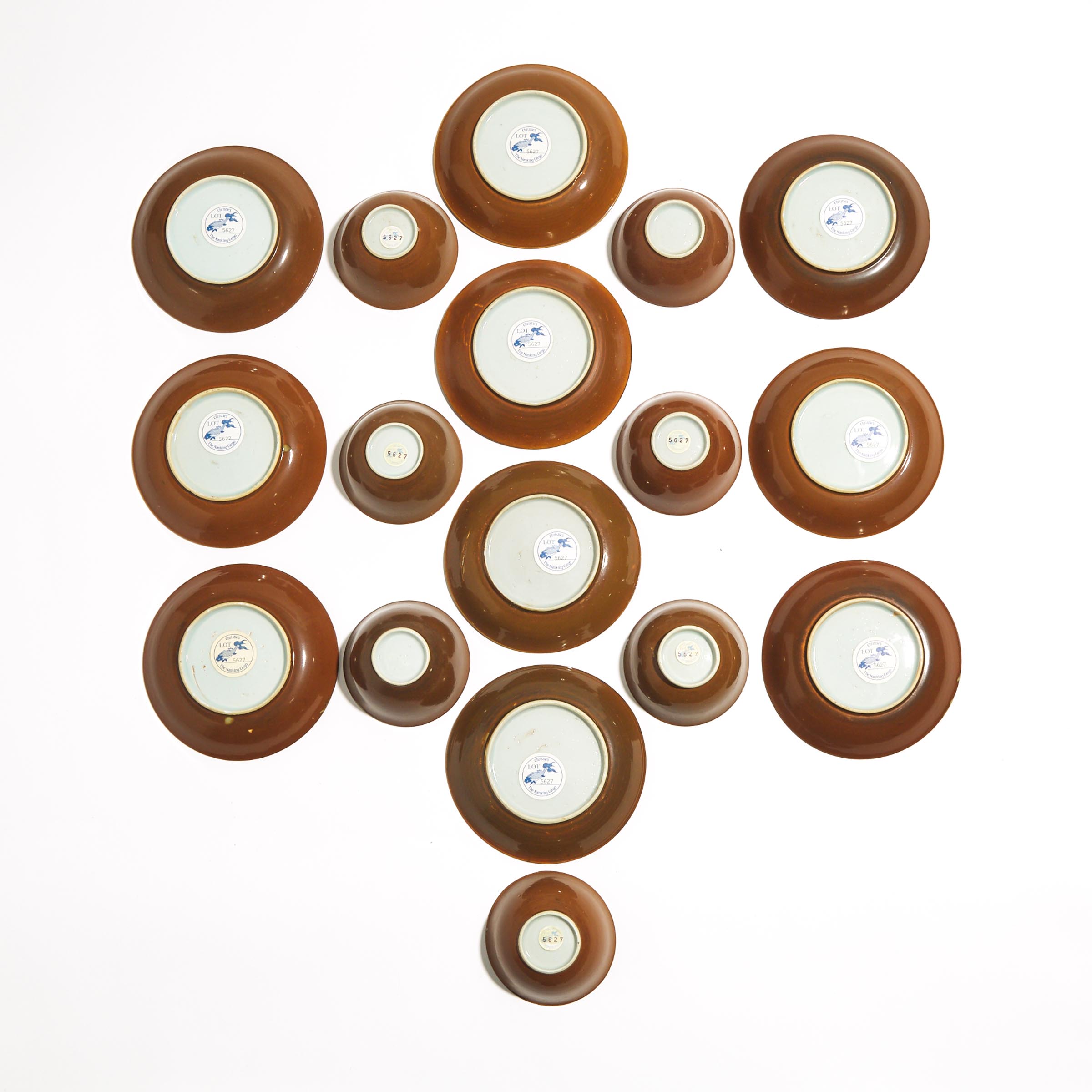 A Set of Seventeen 'Batavian Pavilion' Pattern Teabowls and Saucers from the Nanking Cargo, Qianlong Period, Circa 1750