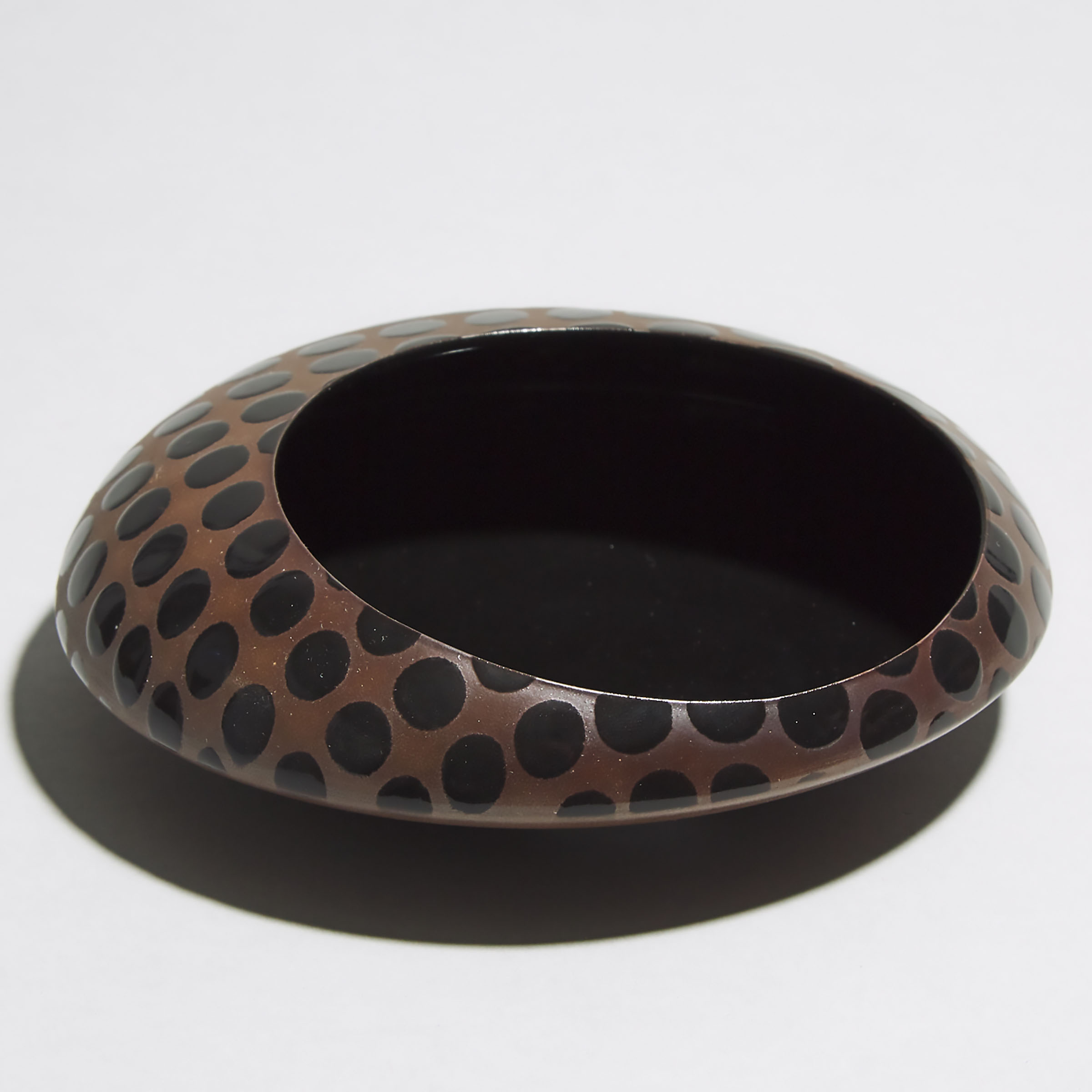 Denise Goyer and Alain Bonneau (Canadian, b.1947 and 1946), Spotted Dish, 1984