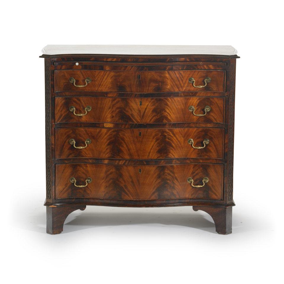 Mahogany Serpentine-Front Chest of Drawers