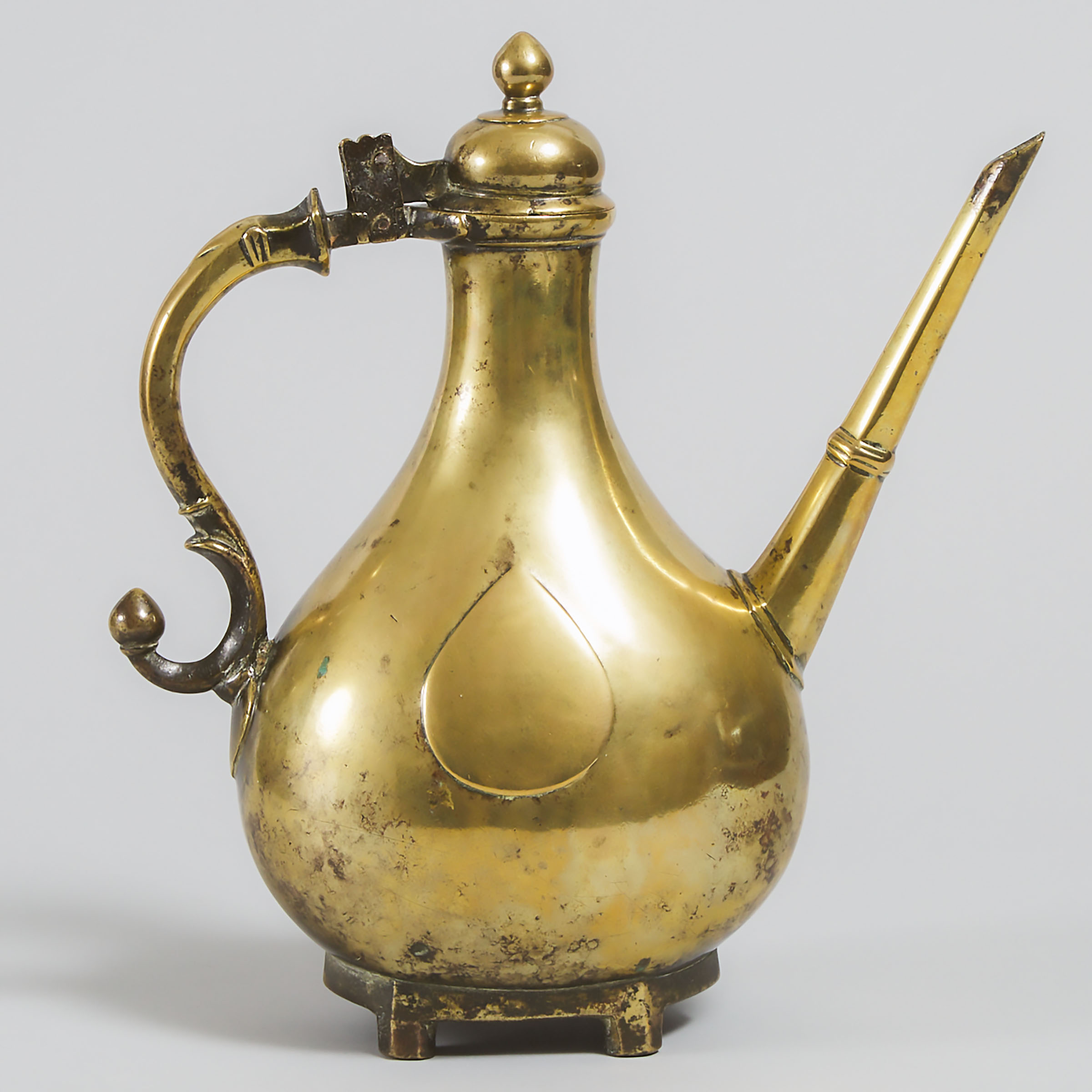 Mughal North Indian Bronze Aftaba (Water Ewer), 18th  century