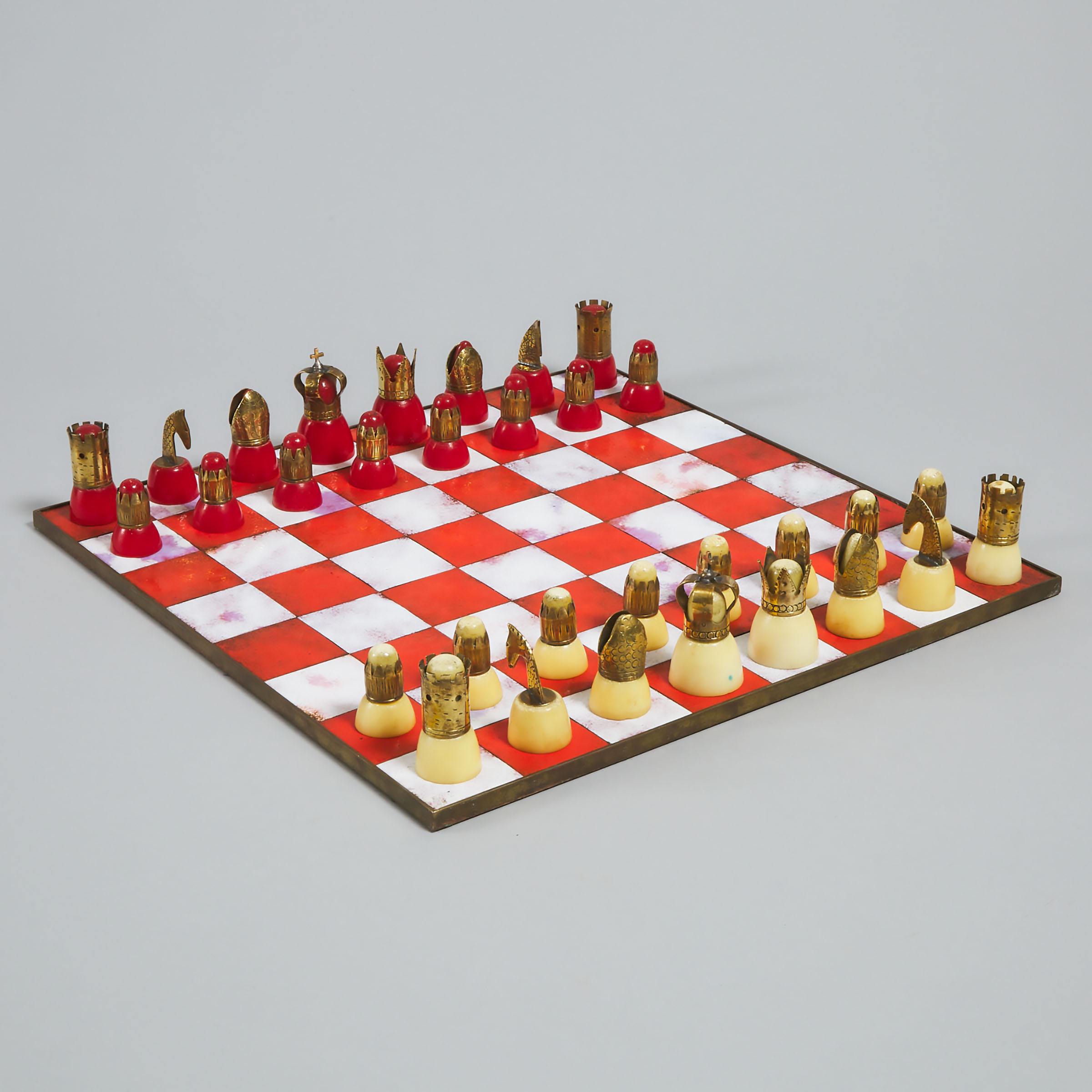 Modernist Hammered Brass and Resin Chess Set, mid 20th century