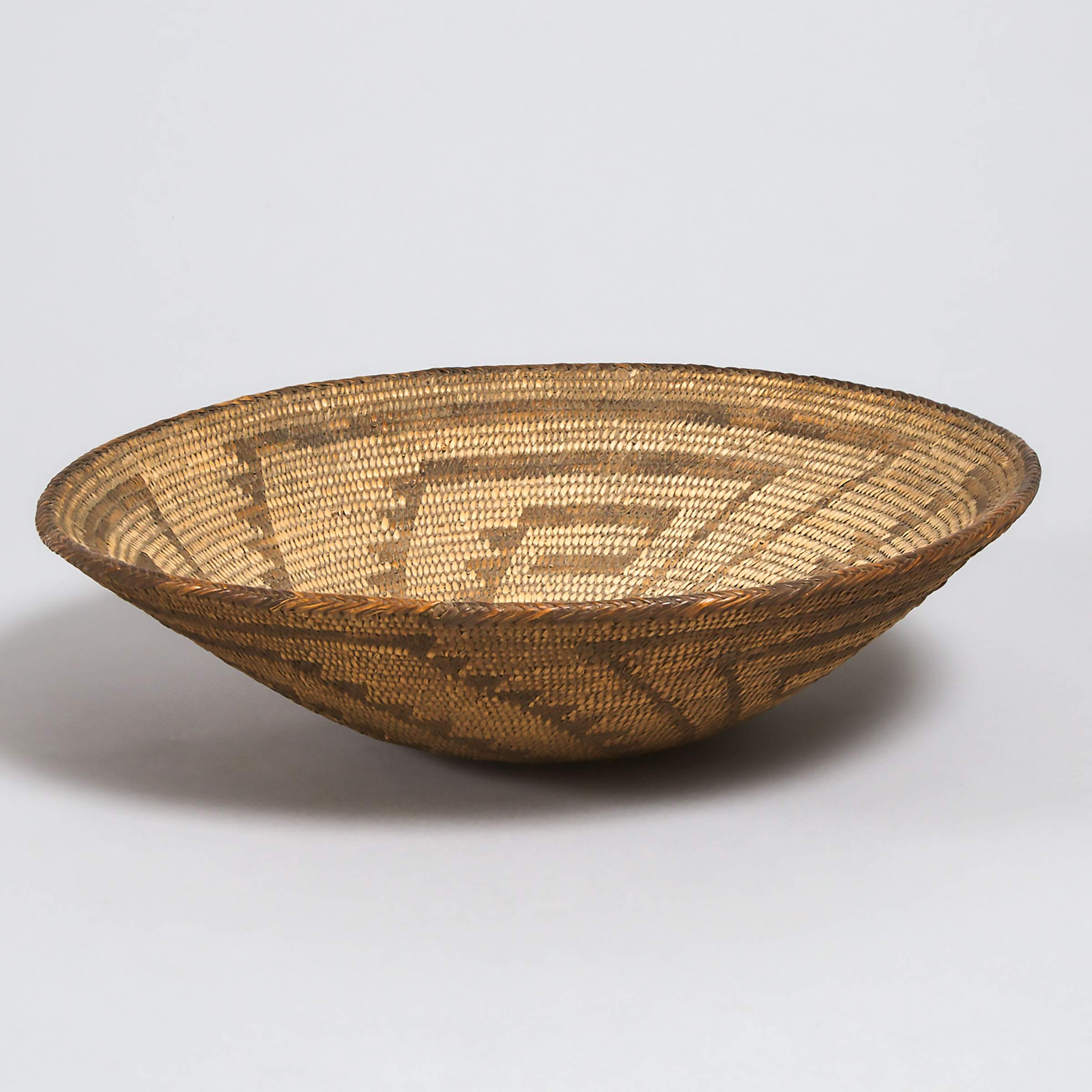Native American Pima Coiled Sweetgrass Bowl, Arizona, 19th century