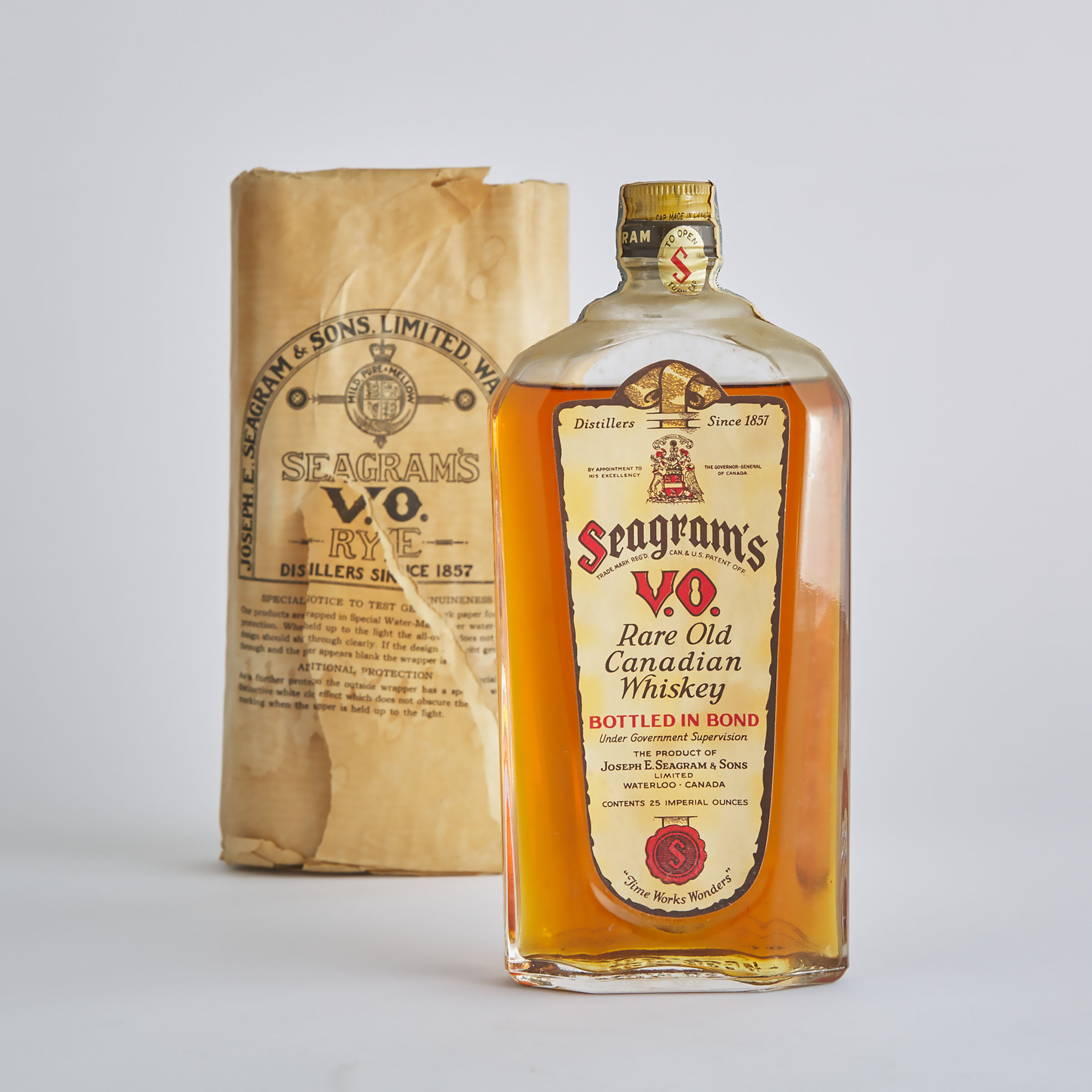 SEAGRAM'S V.O. RARE OLD CANADIAN WHISKEY (ONE 25 IMPERIAL OUNCES)