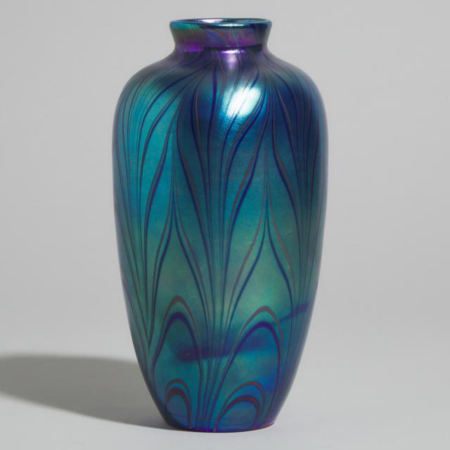 Lundberg Studios Iridescent Glass Vase, 1979