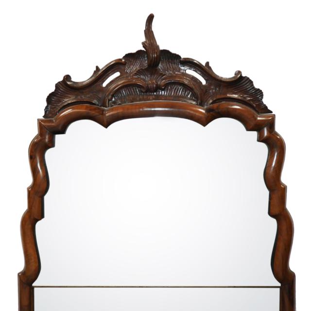 Queen Anne Walnut Mirror, early 18th century