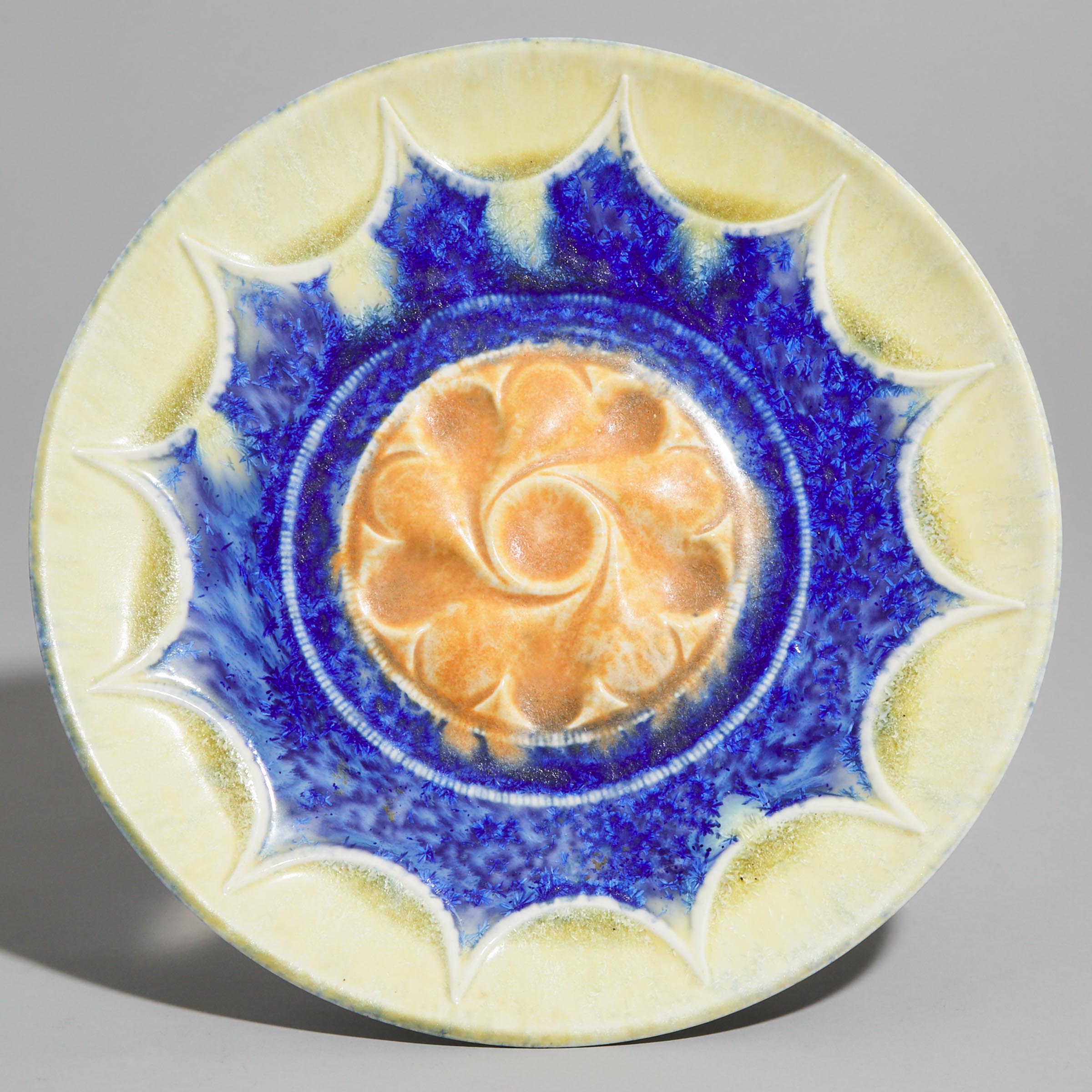 Ruskin Moulded Circular Wall Plaque, c.1930