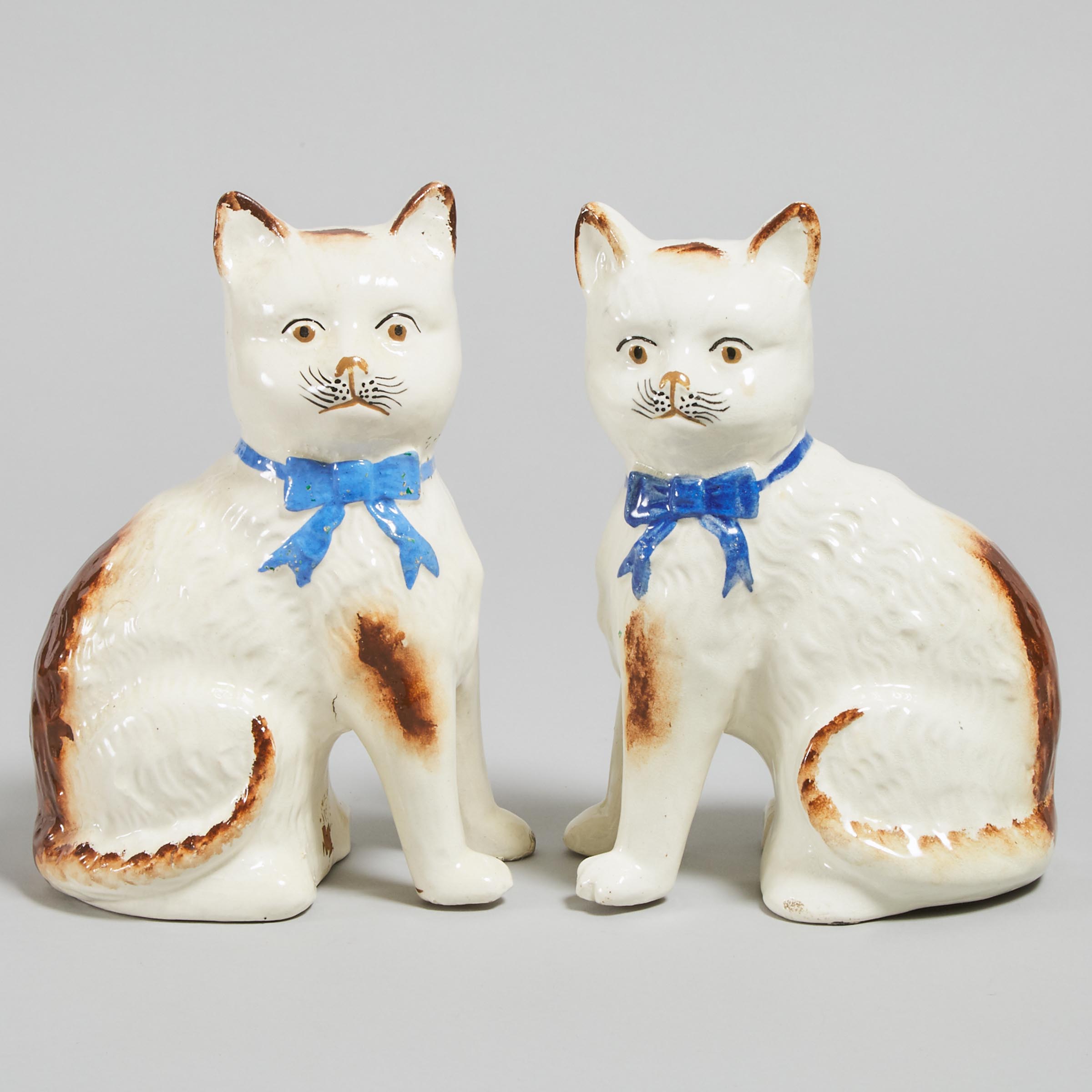 Pair of Staffordshire Pottery Cats, late 19th/early 20th century