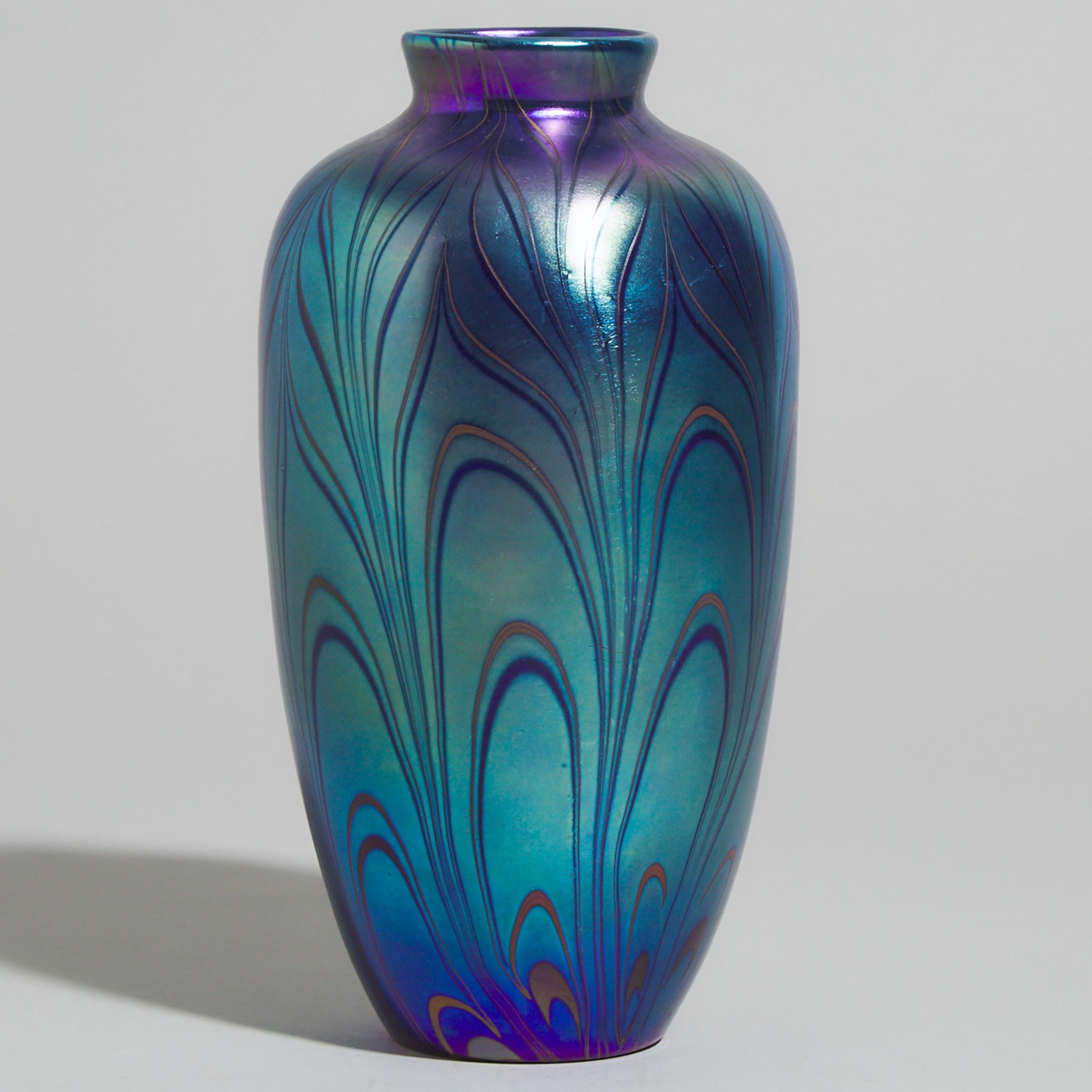 Lundberg Studios Iridescent Glass Vase, 1979
