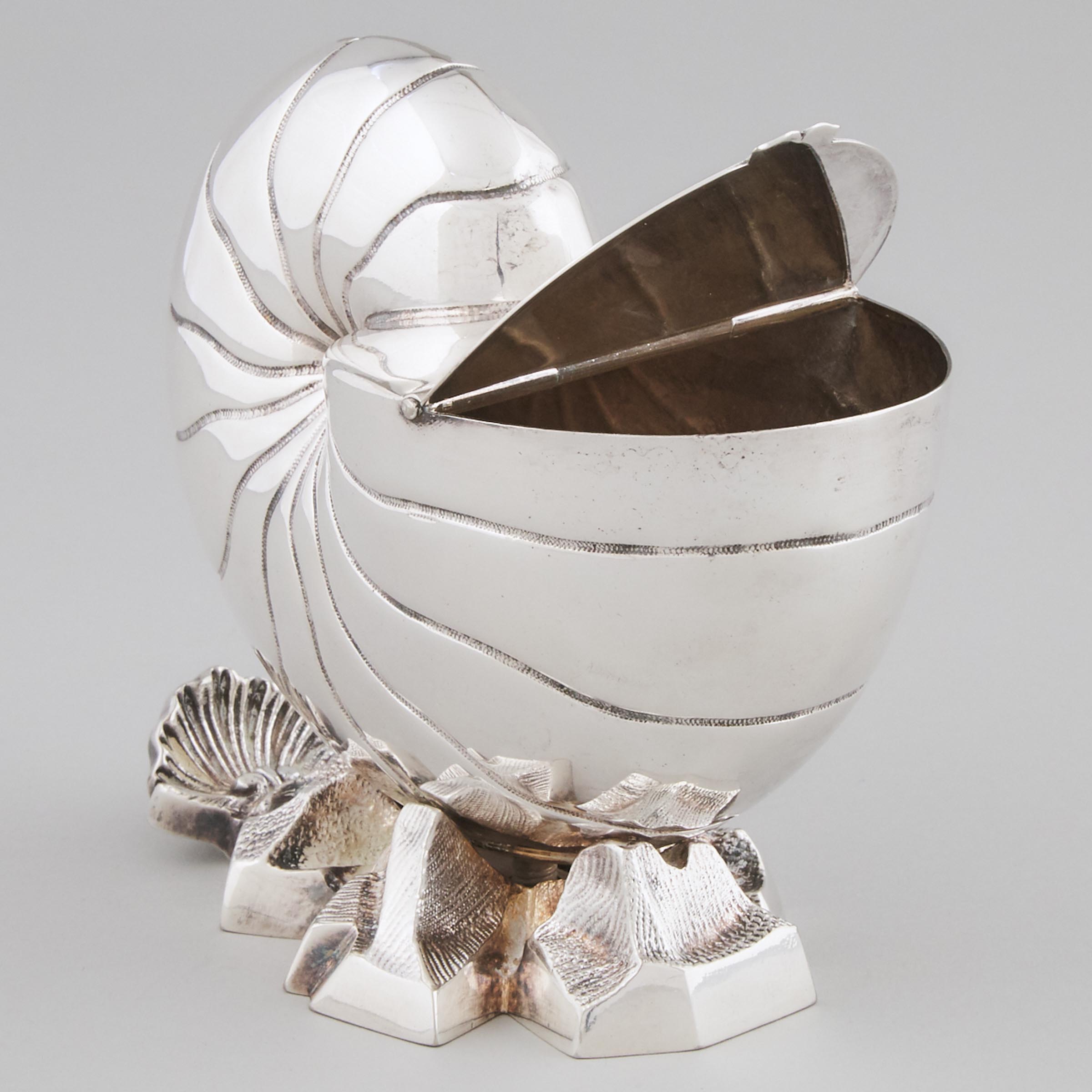 Victorian Silver Plated Nautilus Shell Spoon Warmer, late 19th century