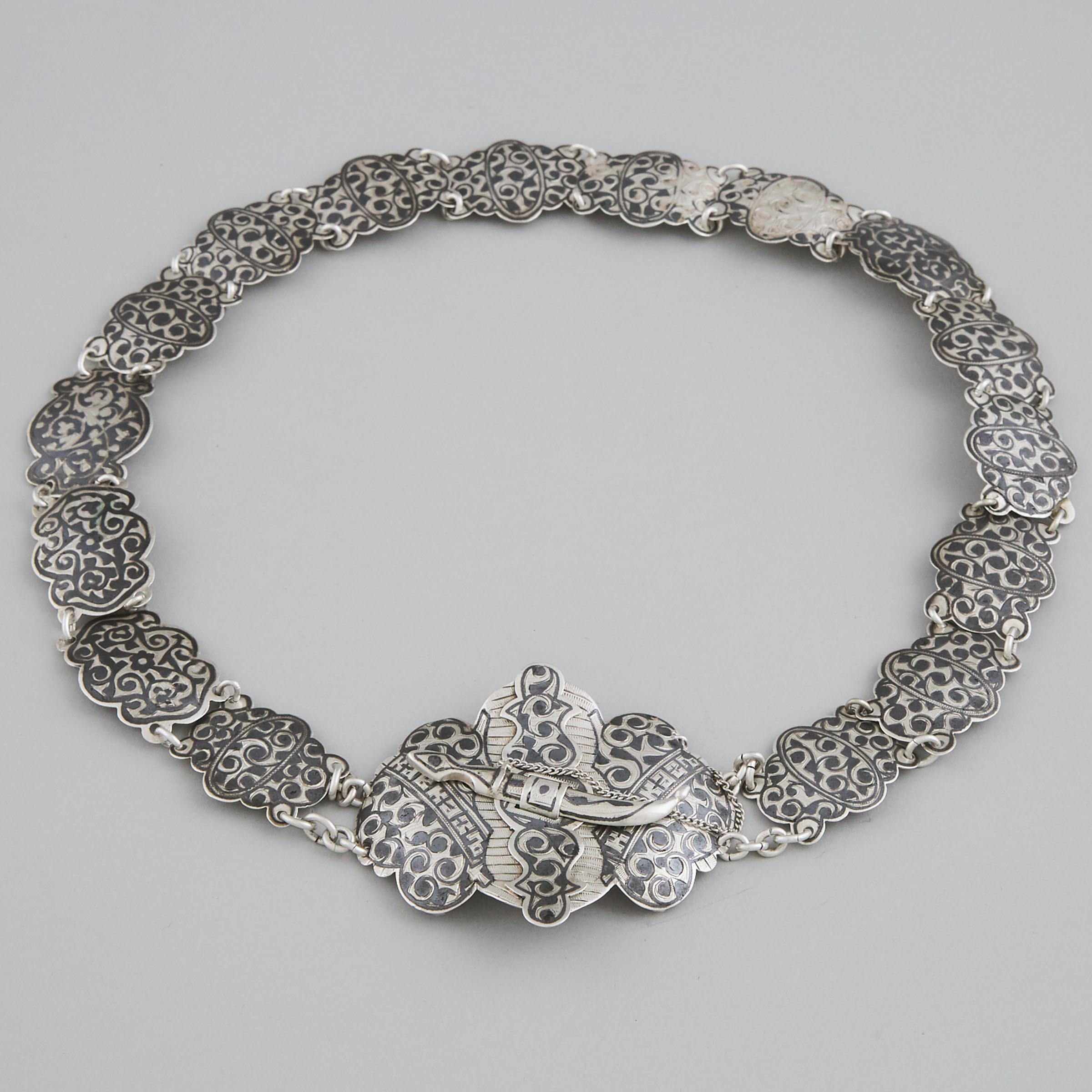 Russian Engraved and Nielloed Silver Belt, late 19th/early 20th century