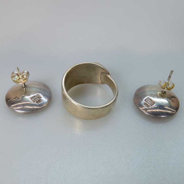 Darla Hesse Canadian Sterling Silver Ring And A Pair Of Earrings