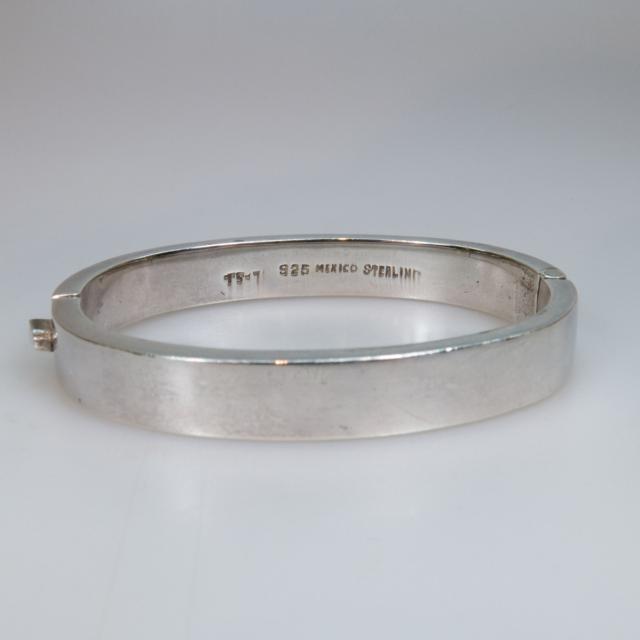 Mexican Sterling Silver Hinged Bangle 