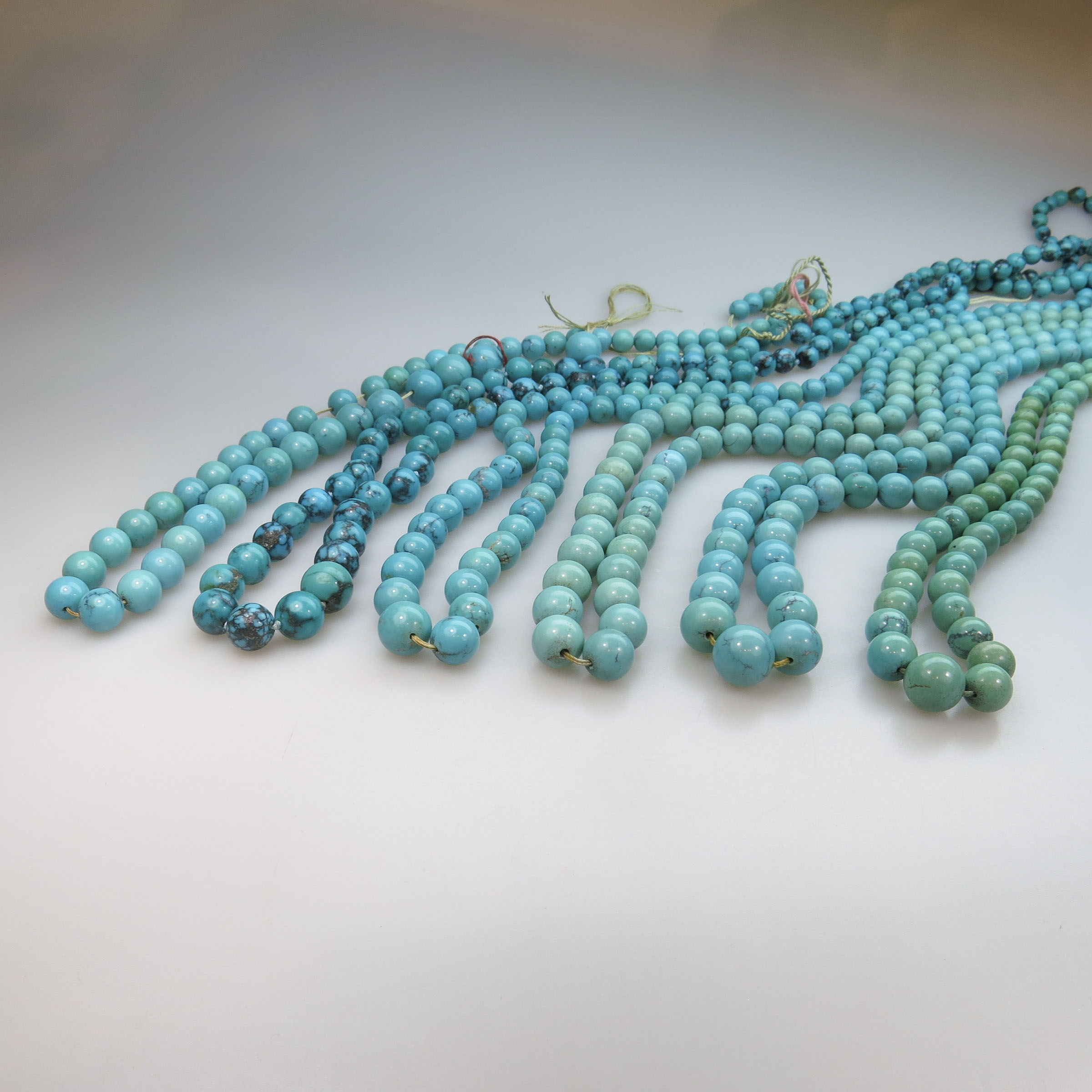 6 Graduated Strands Of Turquoise Beads