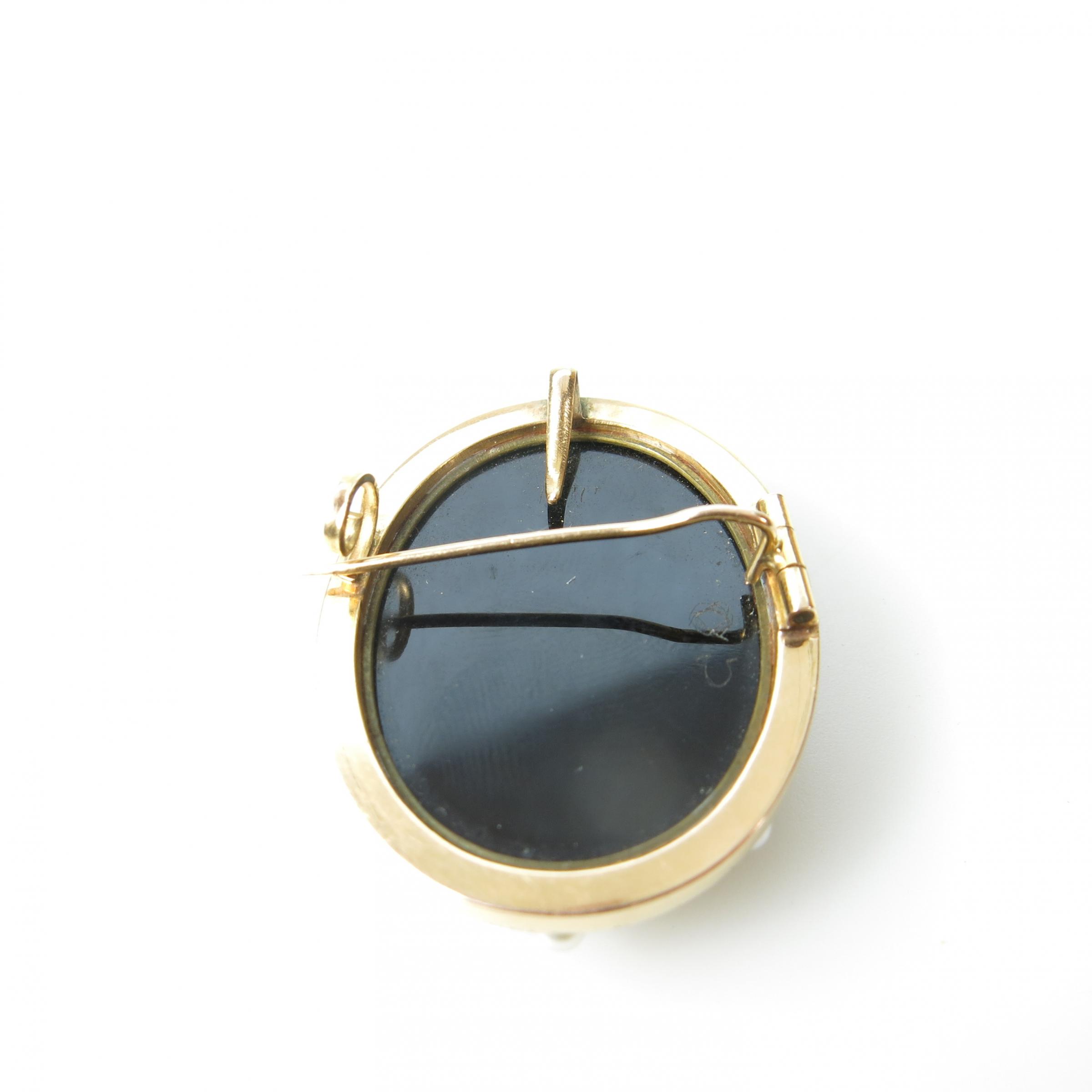 French 18k Yellow Gold Brooch/Pendant